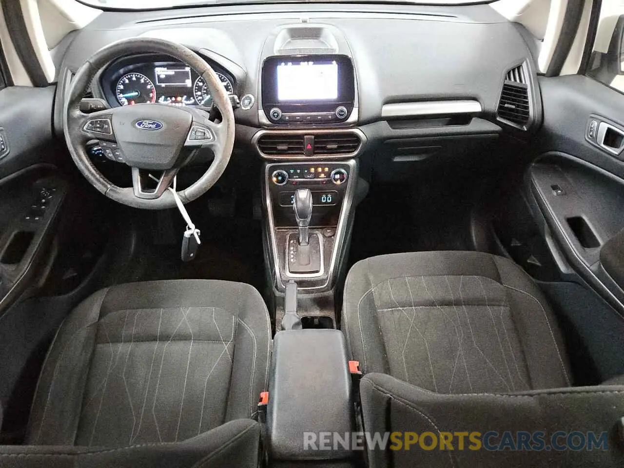 8 fotografías del automóvil dañado MAJ3S2GE8KC283064 FORD ECOSPORT 2019