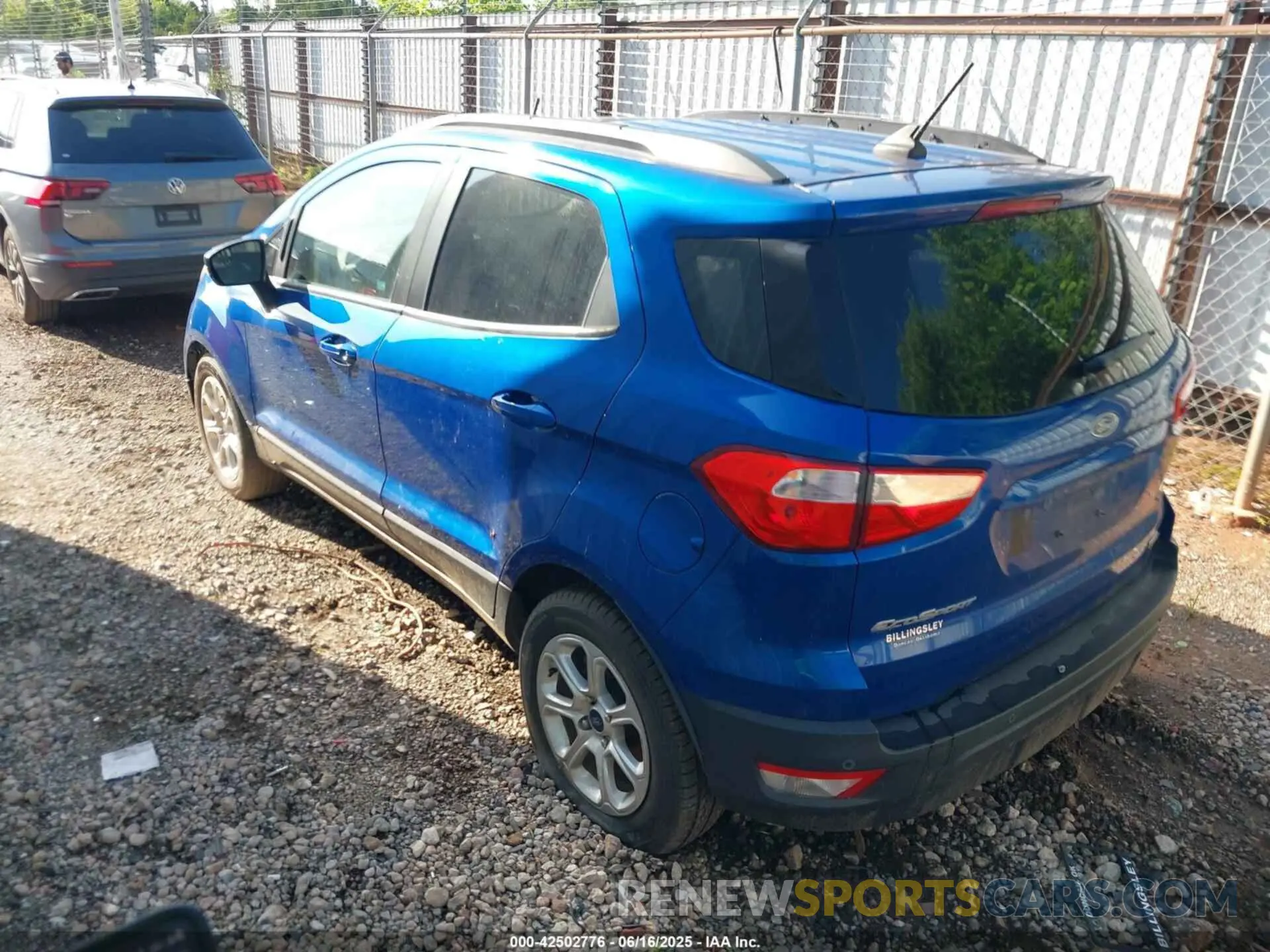 3 fotografías del automóvil dañado MAJ3S2GE8KC291617 FORD ECOSPORT 2019