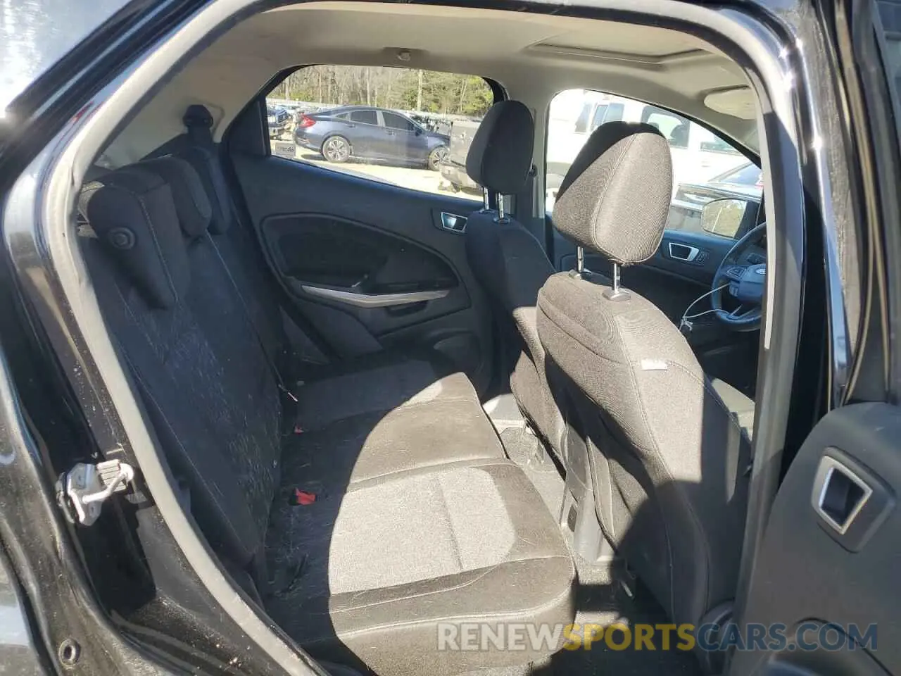 11 fotografías del automóvil dañado MAJ3S2GE9KC257783 FORD ECOSPORT 2019