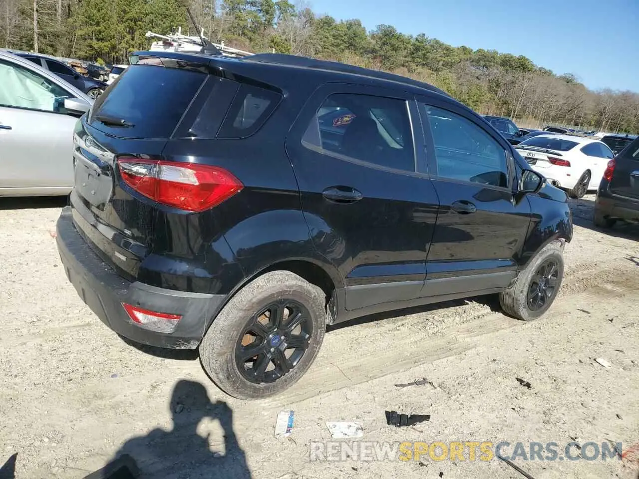3 fotografías del automóvil dañado MAJ3S2GE9KC257783 FORD ECOSPORT 2019