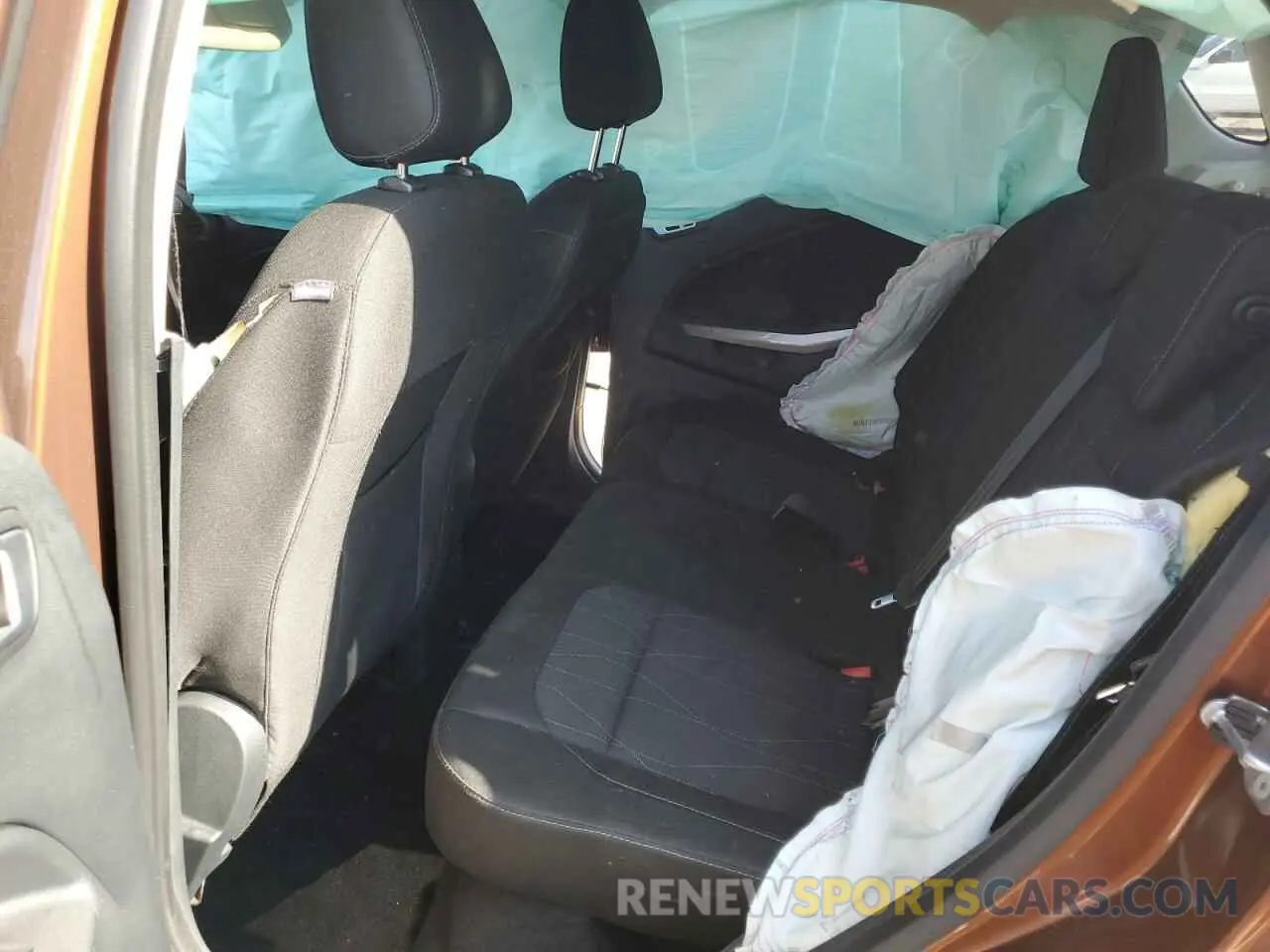 11 fotografías del automóvil dañado MAJ3S2GEXKC269571 FORD ECOSPORT 2019