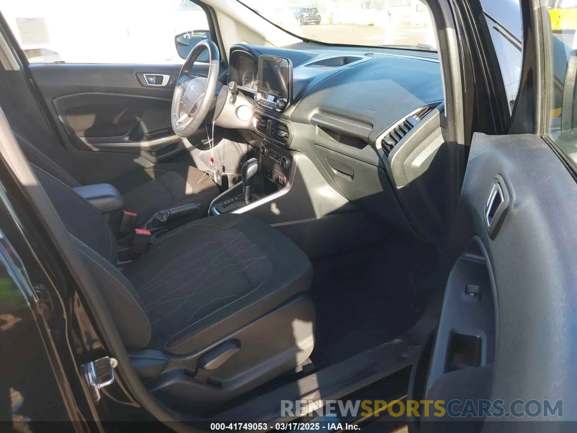 5 fotografías del automóvil dañado MAJ3S2GEXKC287231 FORD ECOSPORT 2019