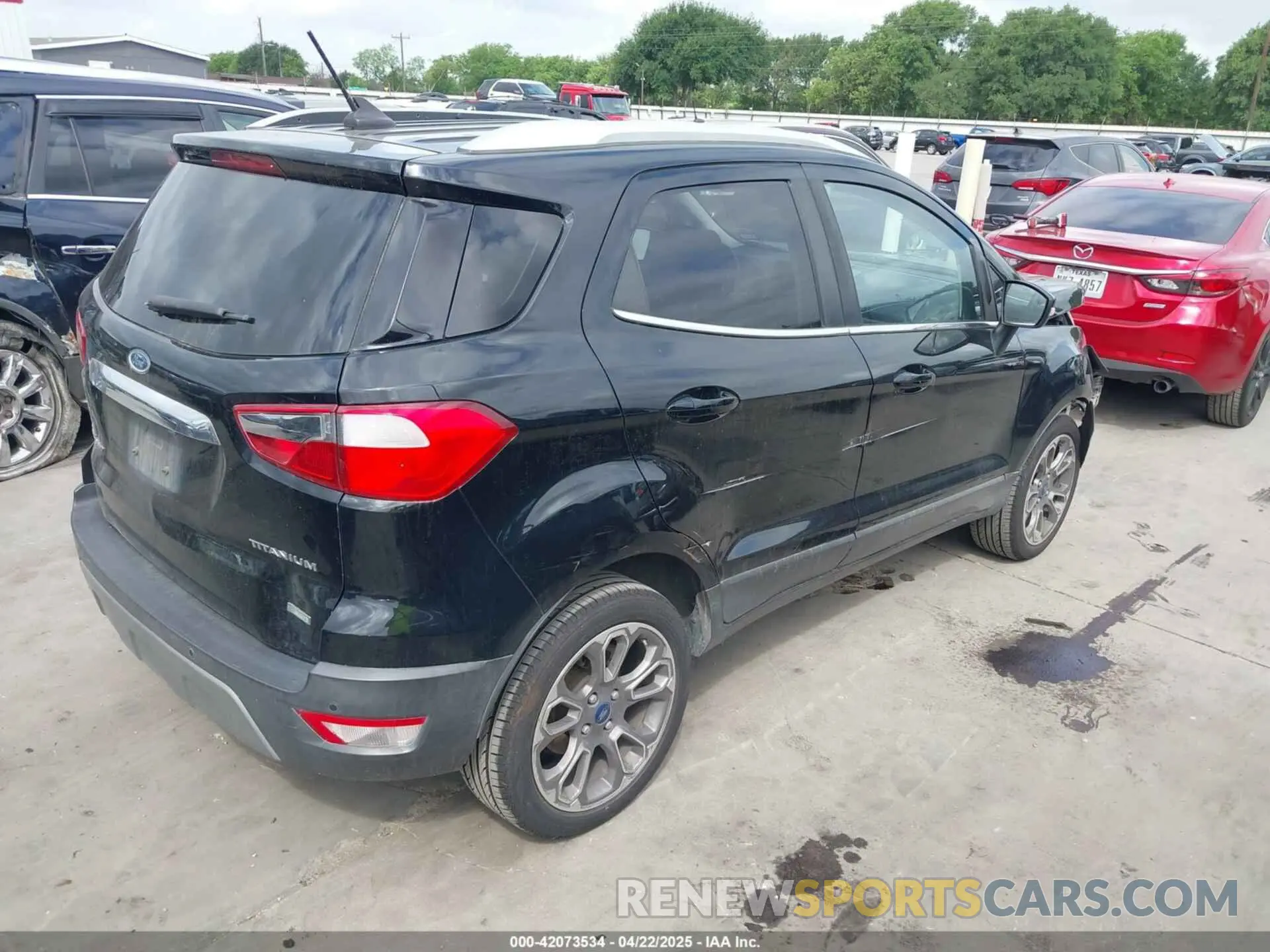 4 fotografías del automóvil dañado MAJ3S2KE5KC267816 FORD ECOSPORT 2019