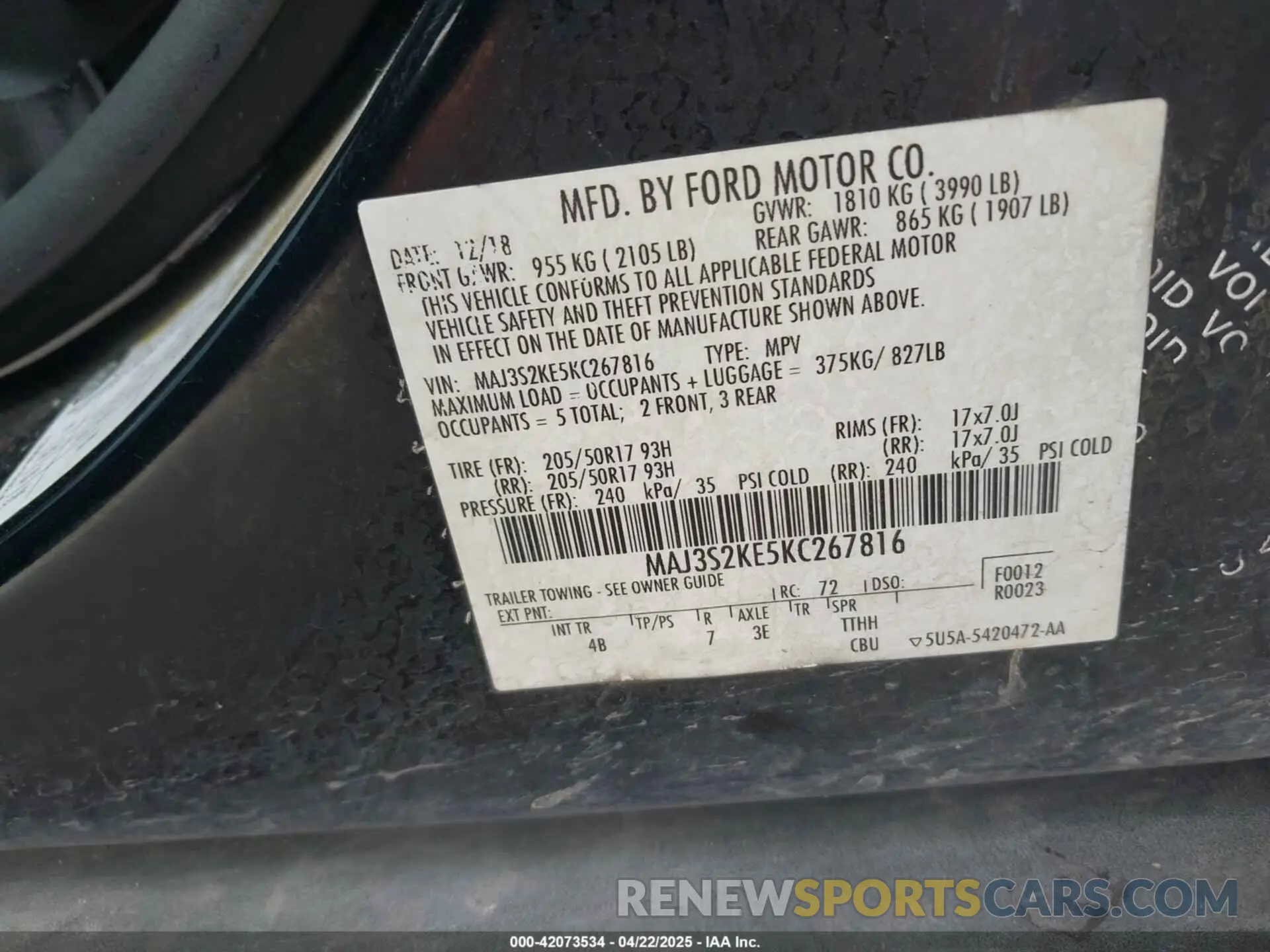 9 fotografías del automóvil dañado MAJ3S2KE5KC267816 FORD ECOSPORT 2019