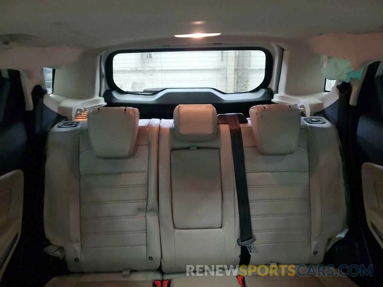 10 fotografías del automóvil dañado MAJ3S2KEXKC267830 FORD ECOSPORT 2019