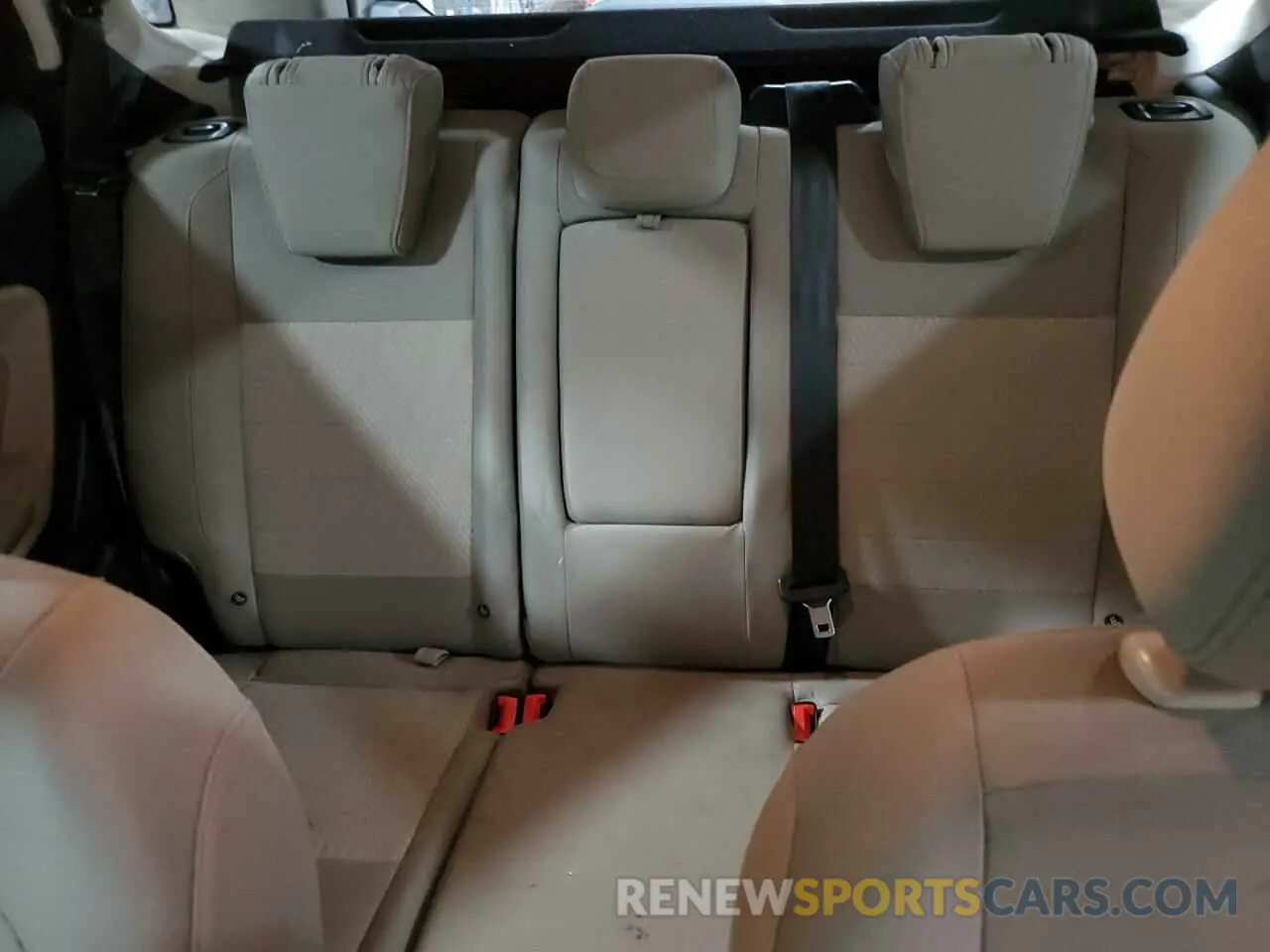 10 fotografías del automóvil dañado MAJ6S3FL0KC305481 FORD ECOSPORT 2019