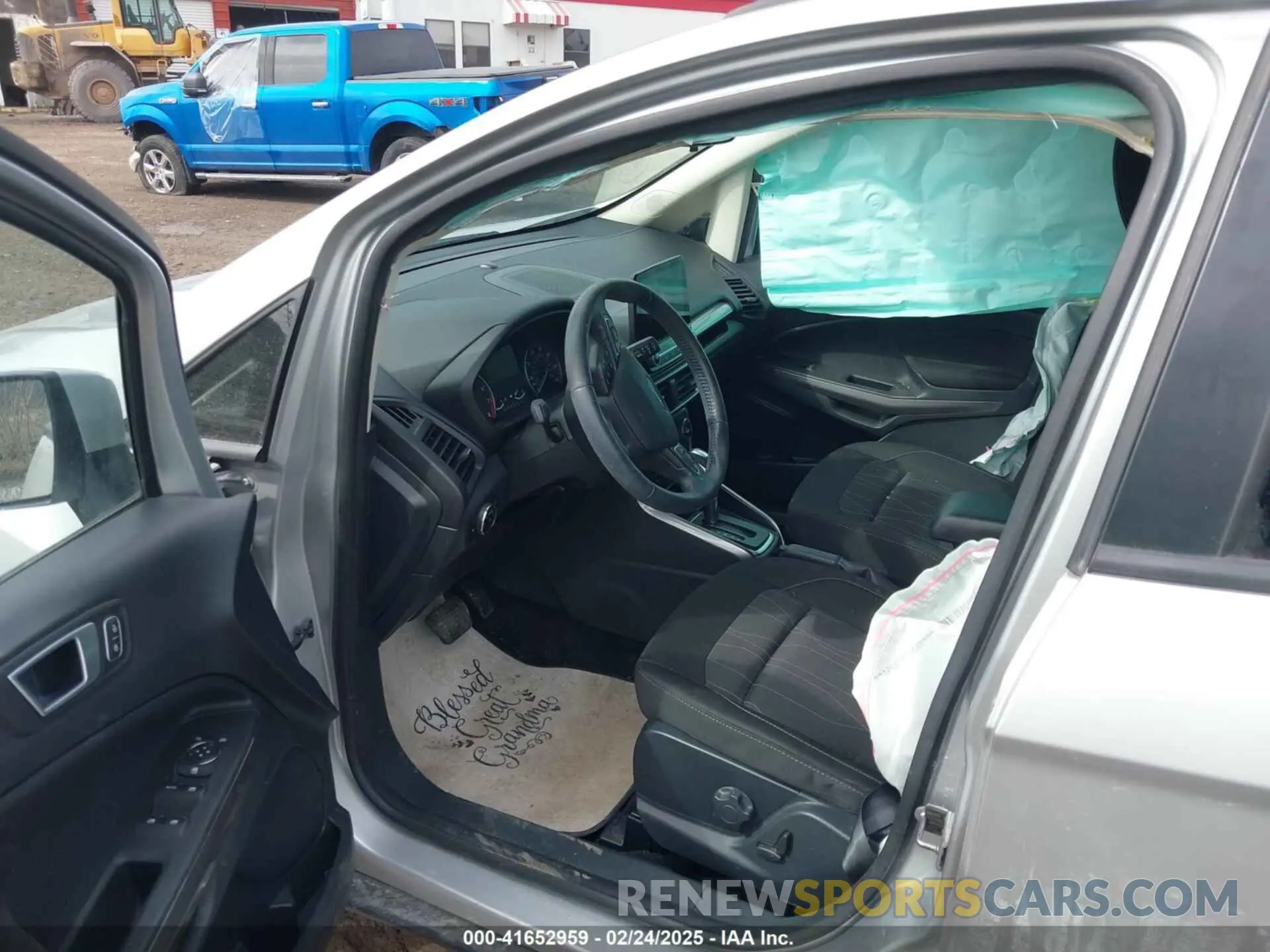 5 fotografías del automóvil dañado MAJ6S3GL0KC266941 FORD ECOSPORT 2019