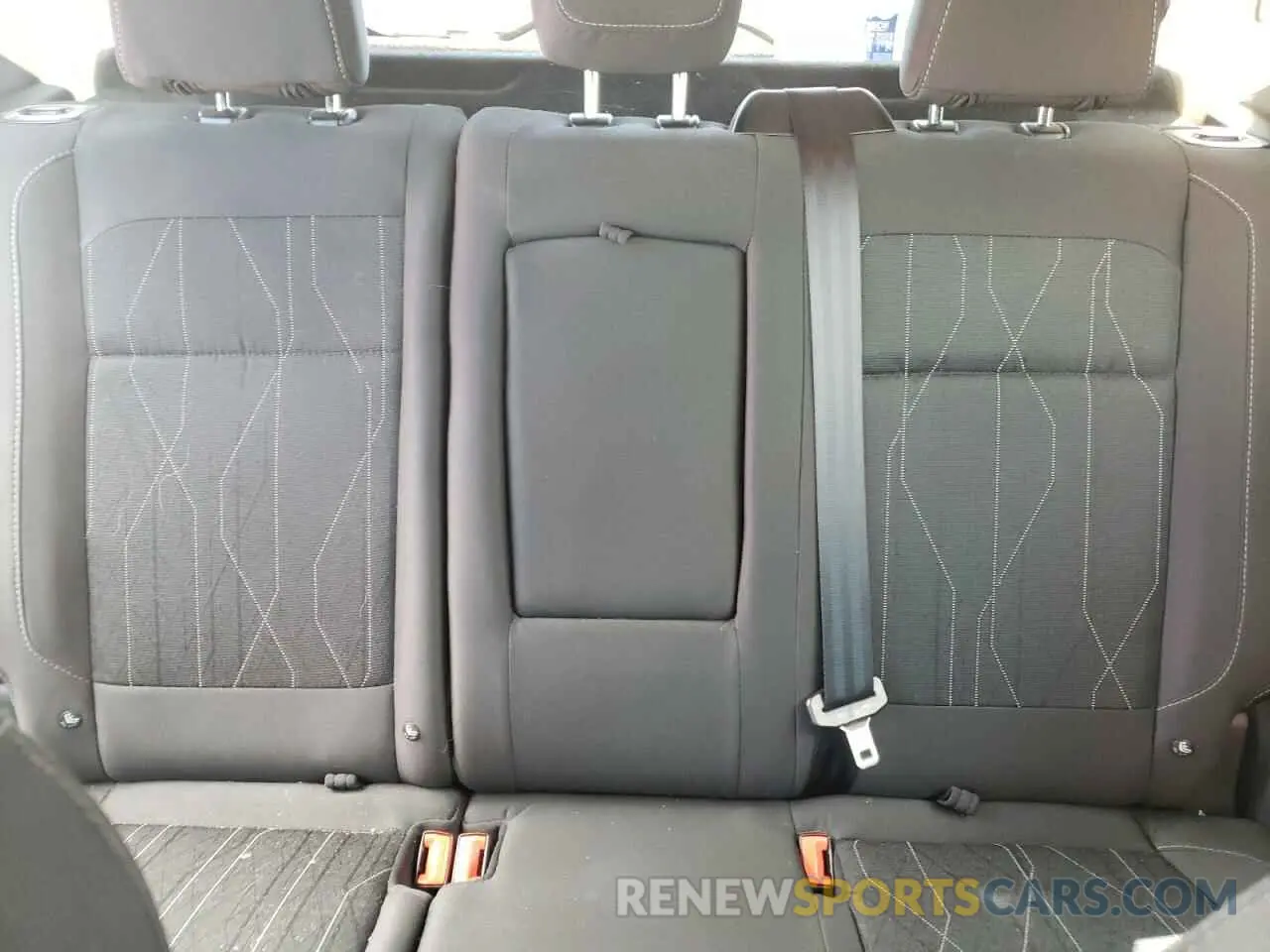 10 fotografías del automóvil dañado MAJ6S3GL1KC250473 FORD ECOSPORT 2019