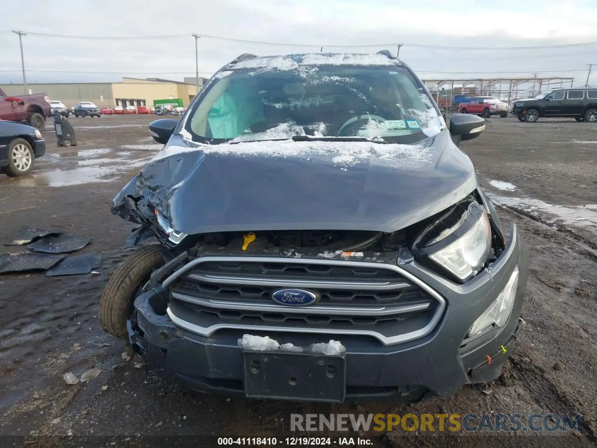 12 fotografías del automóvil dañado MAJ6S3GL1KC250540 FORD ECOSPORT 2019