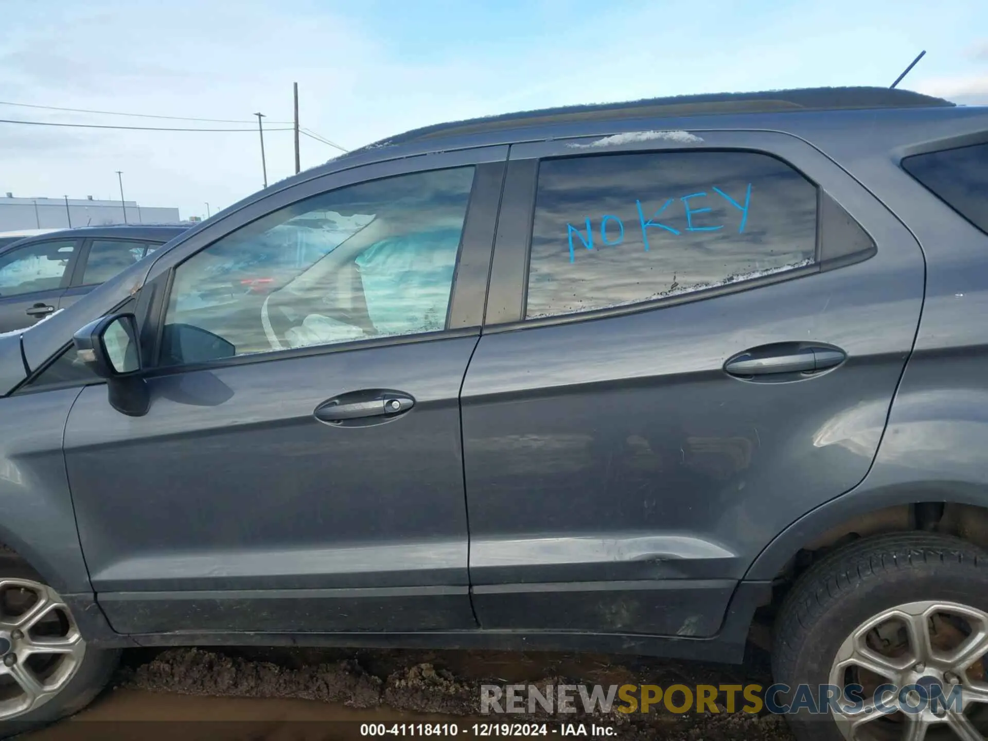 14 fotografías del automóvil dañado MAJ6S3GL1KC250540 FORD ECOSPORT 2019