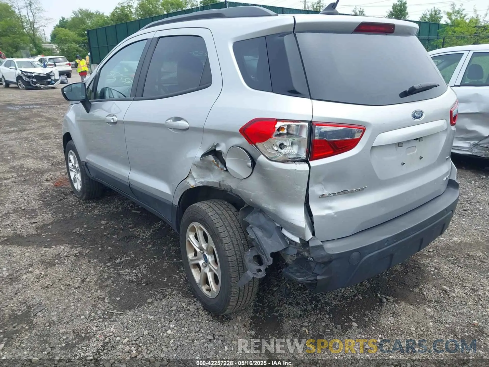 6 fotografías del automóvil dañado MAJ6S3GL1KC270741 FORD ECOSPORT 2019