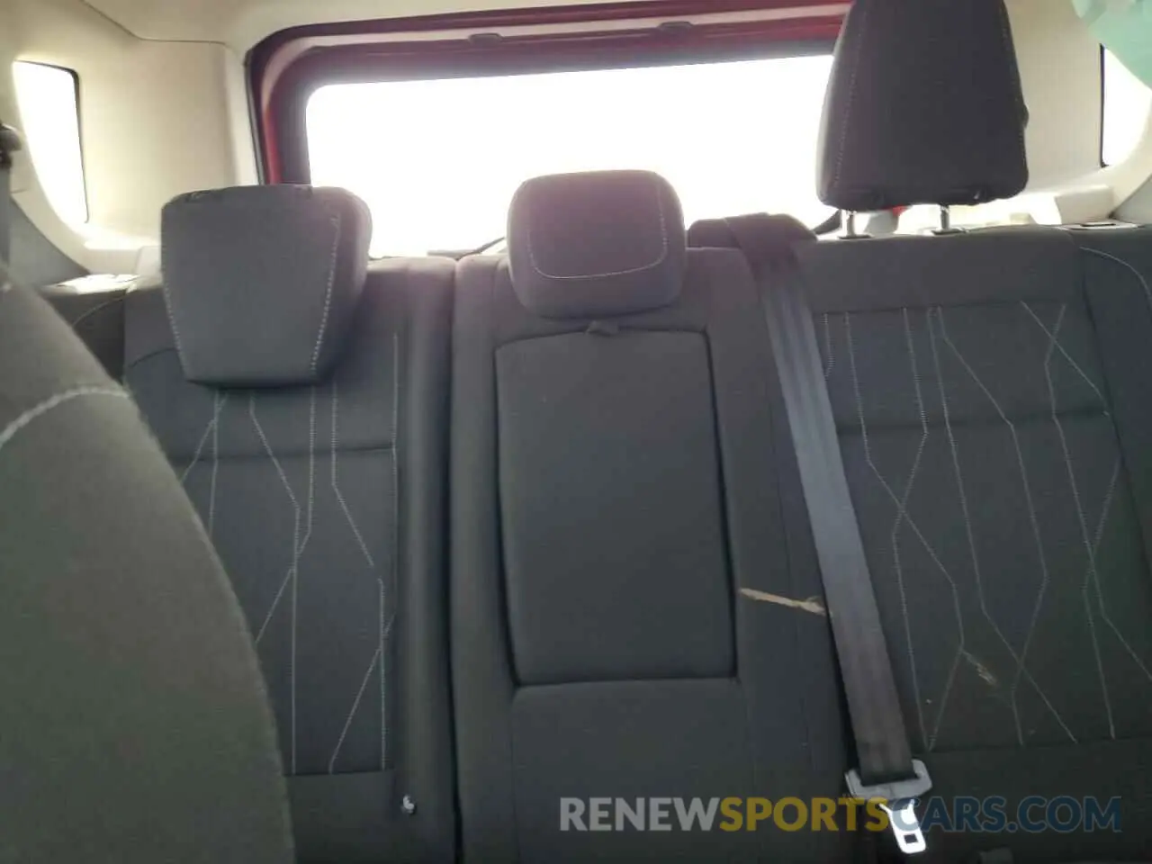10 fotografías del automóvil dañado MAJ6S3GL2KC257335 FORD ECOSPORT 2019