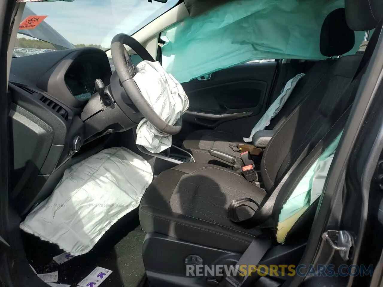 7 fotografías del automóvil dañado MAJ6S3GL3KC252032 FORD ECOSPORT 2019