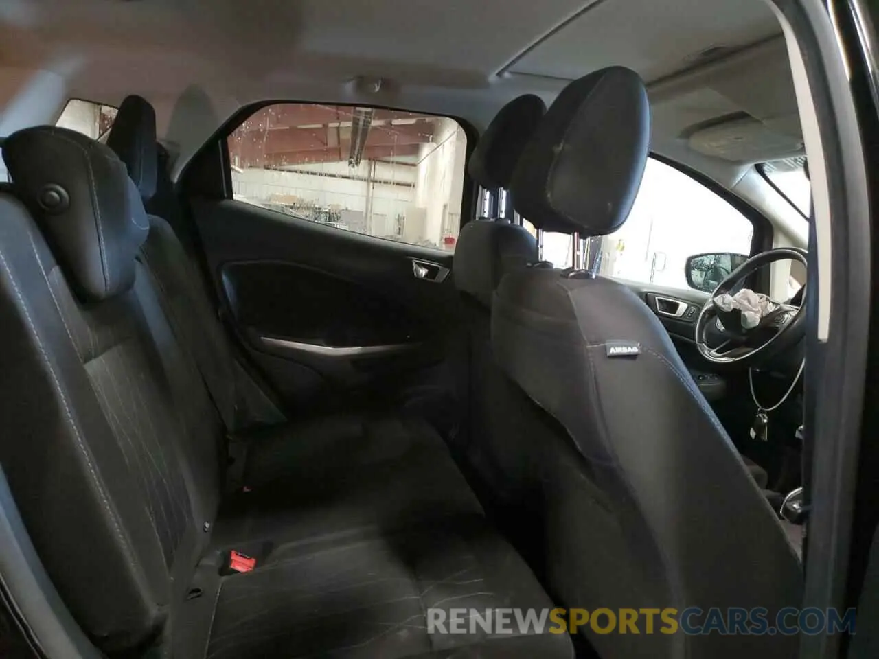 11 fotografías del automóvil dañado MAJ6S3GL3KC271602 FORD ECOSPORT 2019