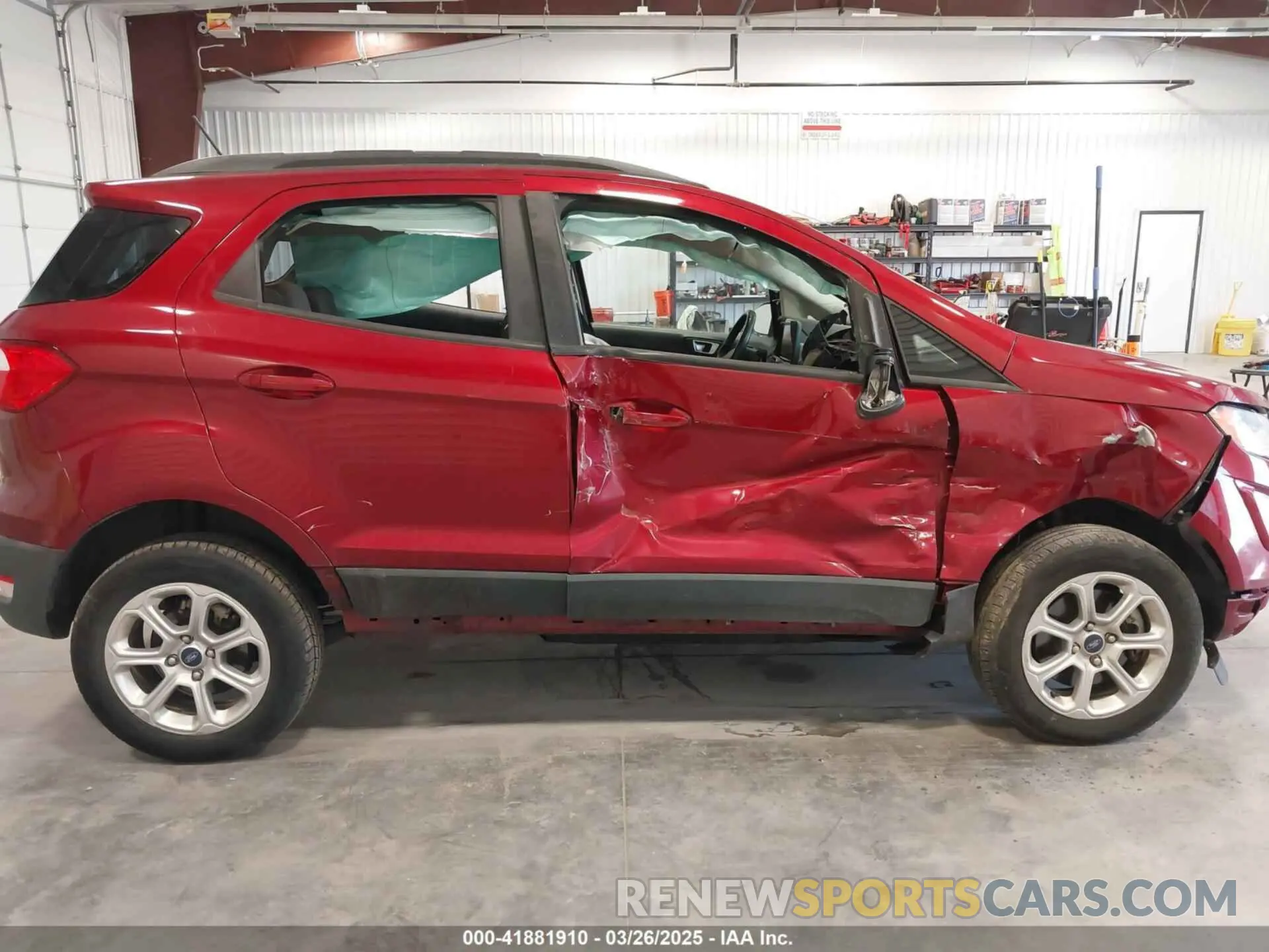 14 fotografías del automóvil dañado MAJ6S3GL3KC302637 FORD ECOSPORT 2019