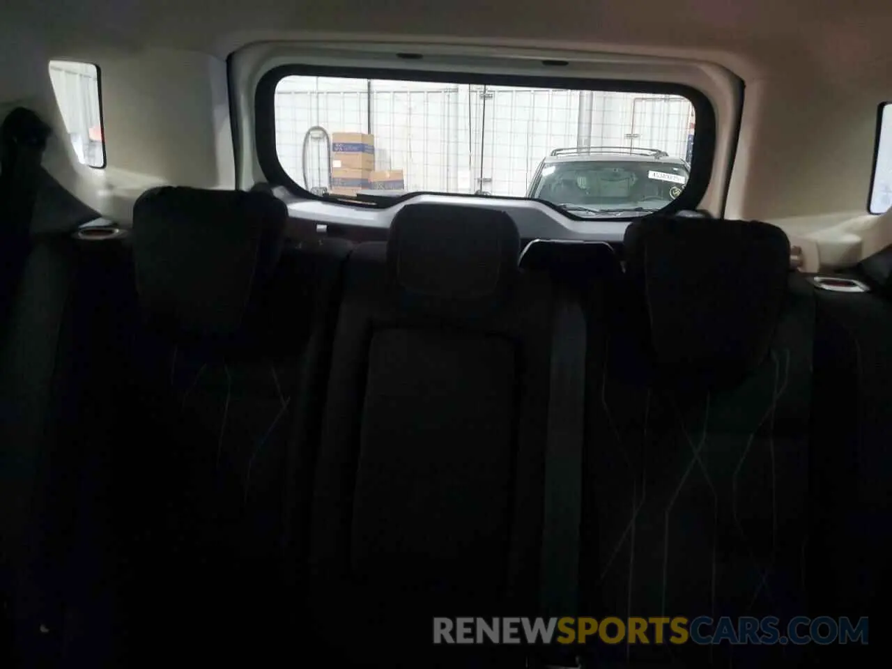 10 fotografías del automóvil dañado MAJ6S3GL4KC289865 FORD ECOSPORT 2019