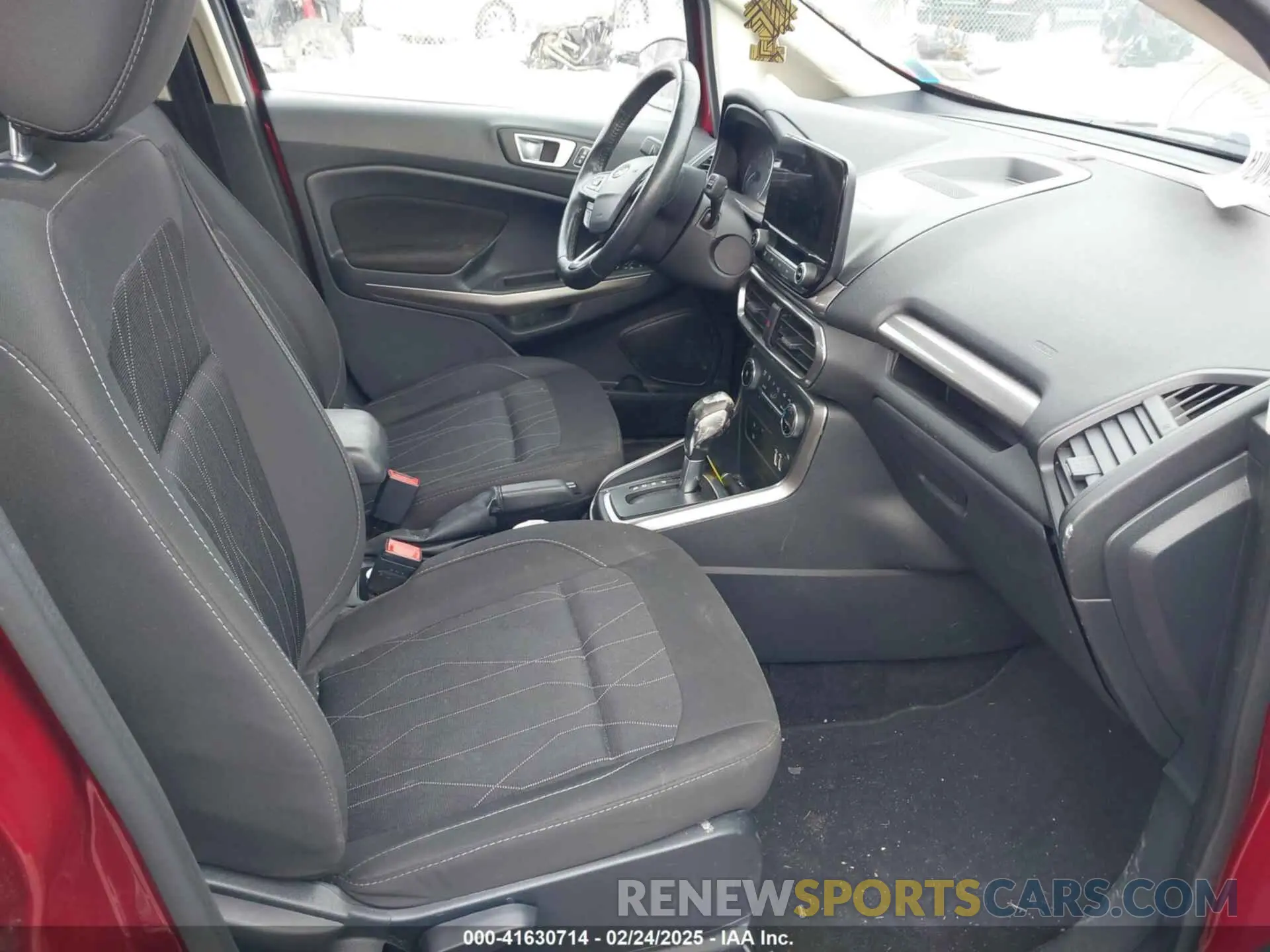 5 fotografías del automóvil dañado MAJ6S3GL4KC296248 FORD ECOSPORT 2019