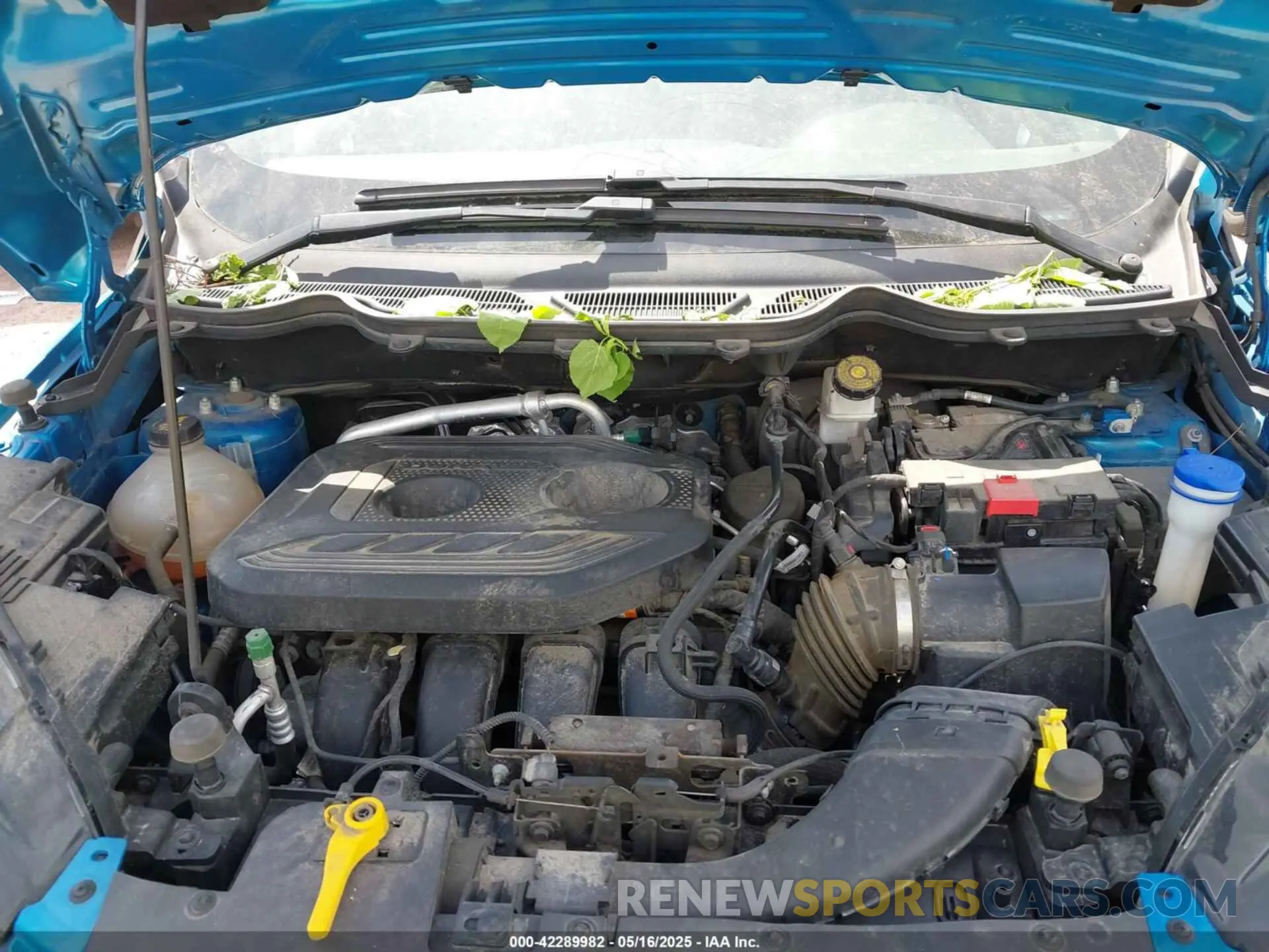 10 fotografías del automóvil dañado MAJ6S3GL5KC276378 FORD ECOSPORT 2019