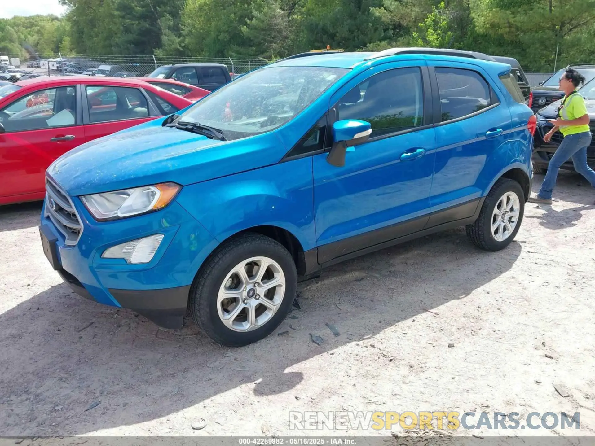 2 fotografías del automóvil dañado MAJ6S3GL5KC276378 FORD ECOSPORT 2019