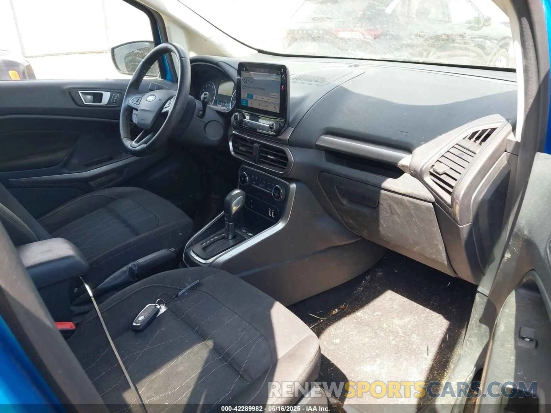 5 fotografías del automóvil dañado MAJ6S3GL5KC276378 FORD ECOSPORT 2019
