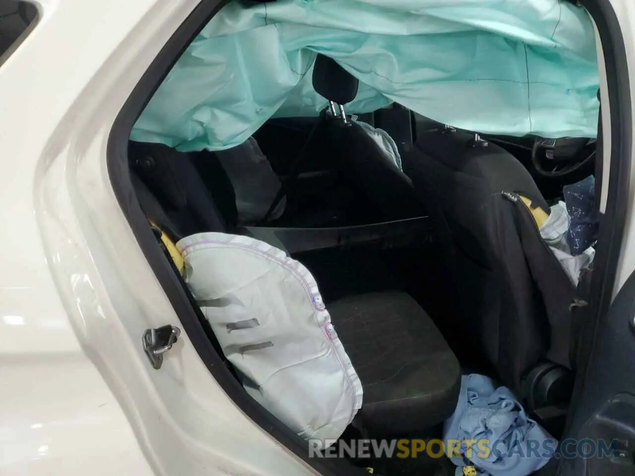 12 fotografías del automóvil dañado MAJ6S3GL6KC265812 FORD ECOSPORT 2019