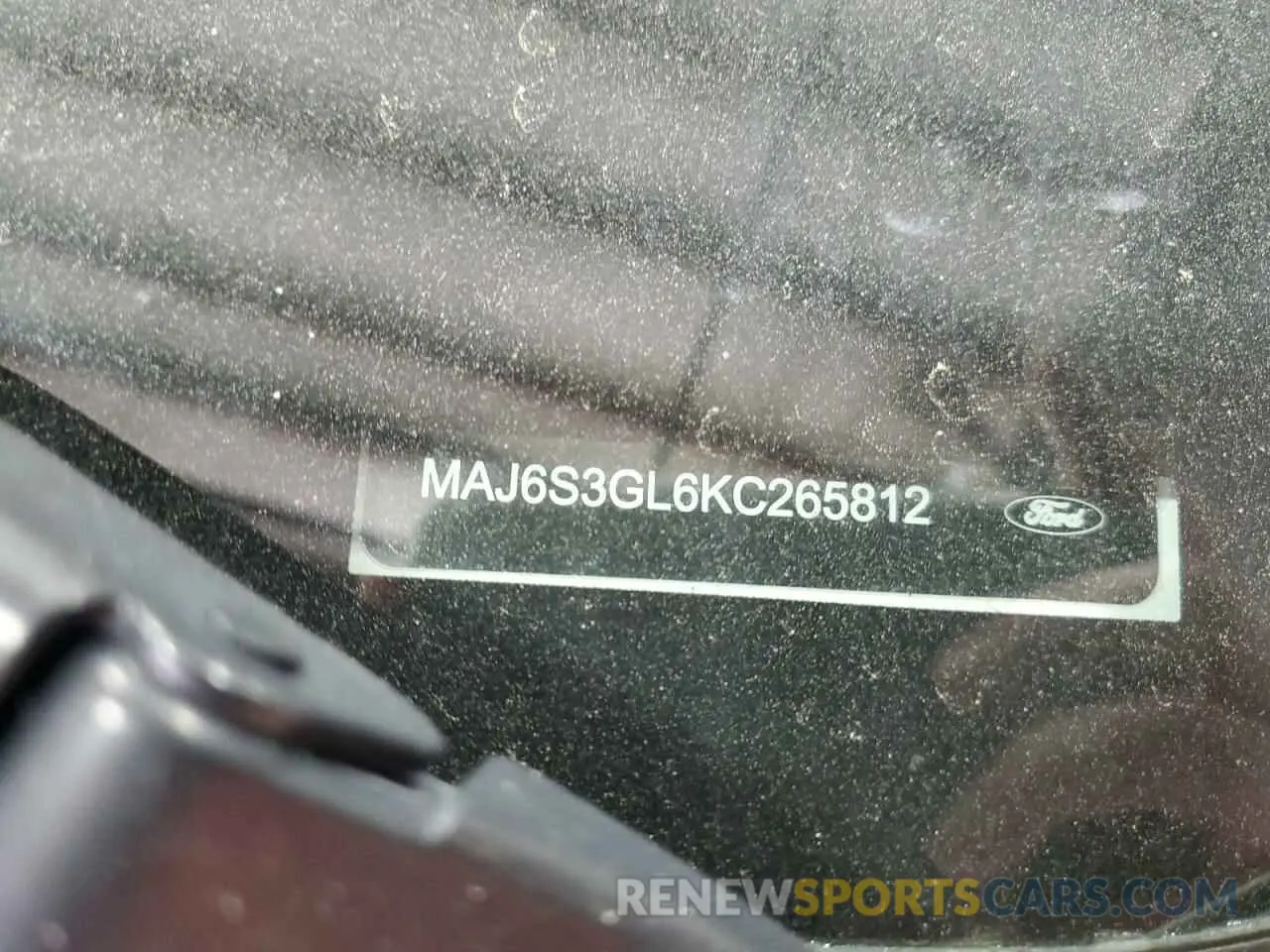 14 fotografías del automóvil dañado MAJ6S3GL6KC265812 FORD ECOSPORT 2019