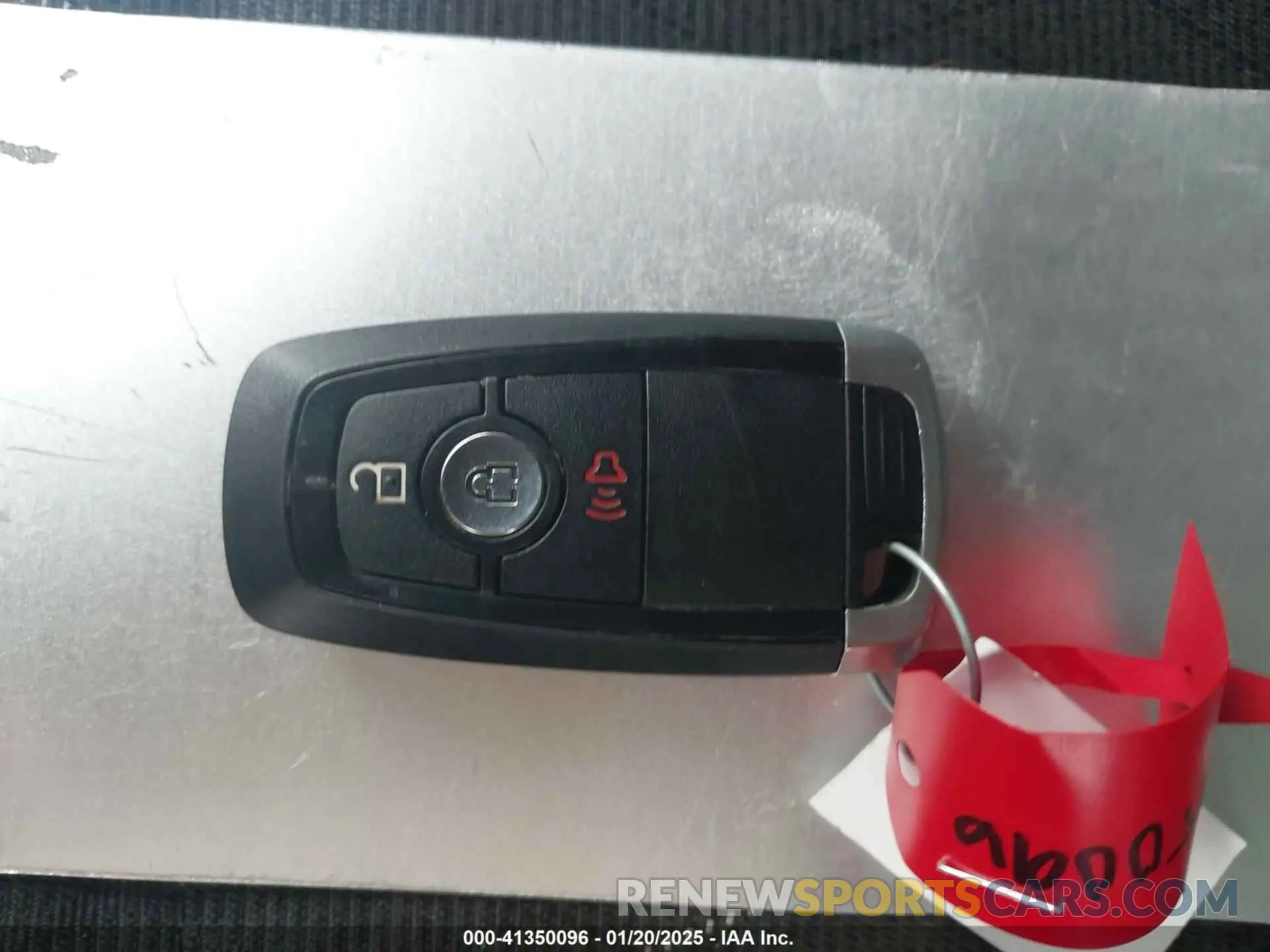 11 fotografías del automóvil dañado MAJ6S3GL6KC271285 FORD ECOSPORT 2019