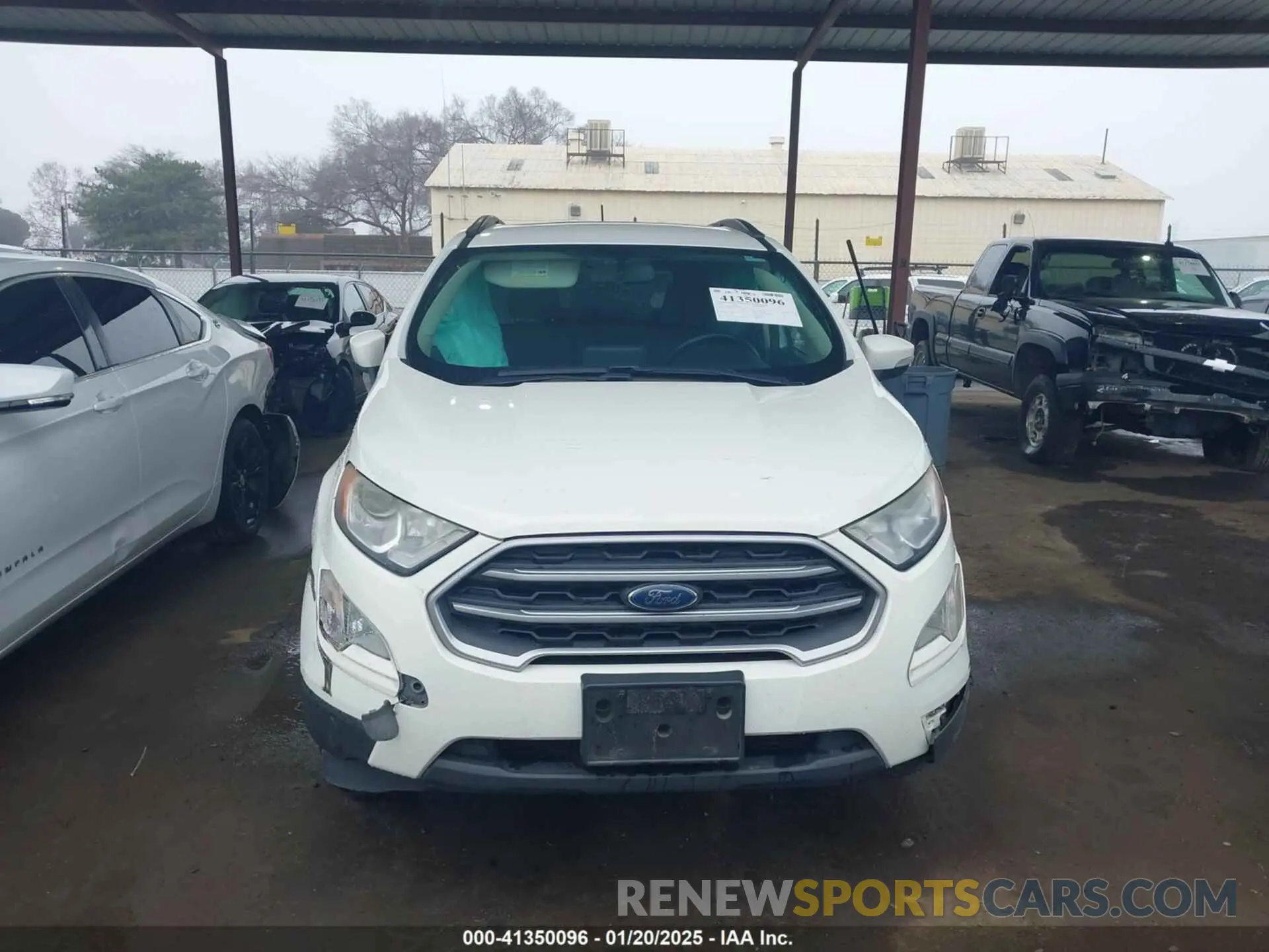 12 fotografías del automóvil dañado MAJ6S3GL6KC271285 FORD ECOSPORT 2019