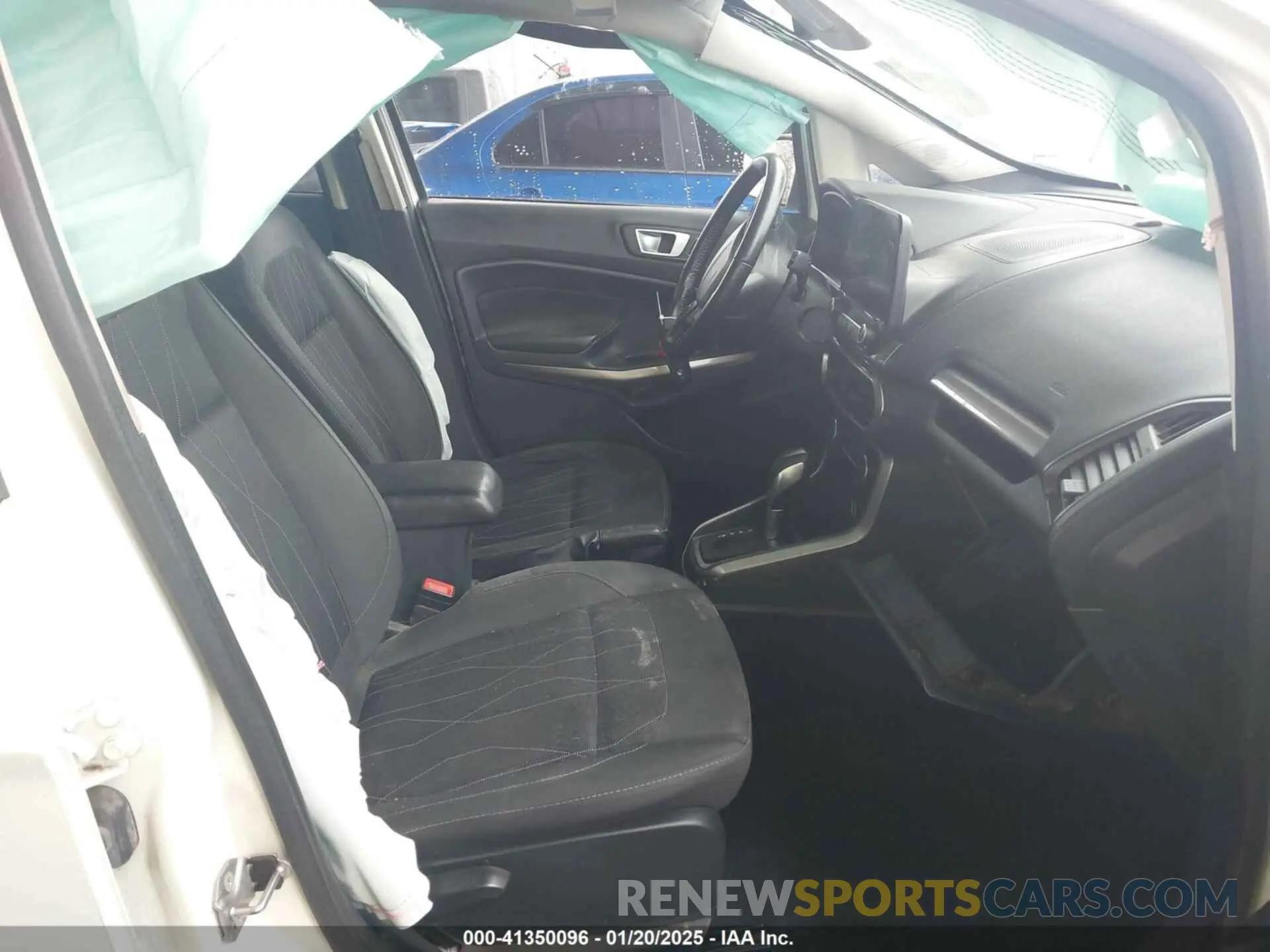 5 fotografías del automóvil dañado MAJ6S3GL6KC271285 FORD ECOSPORT 2019