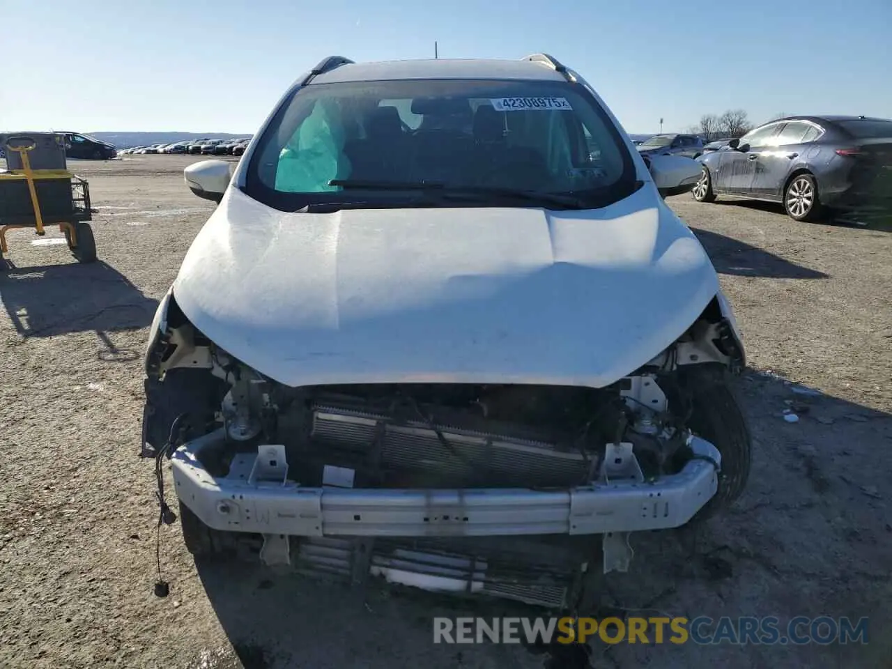 5 fotografías del automóvil dañado MAJ6S3GL6KC277071 FORD ECOSPORT 2019
