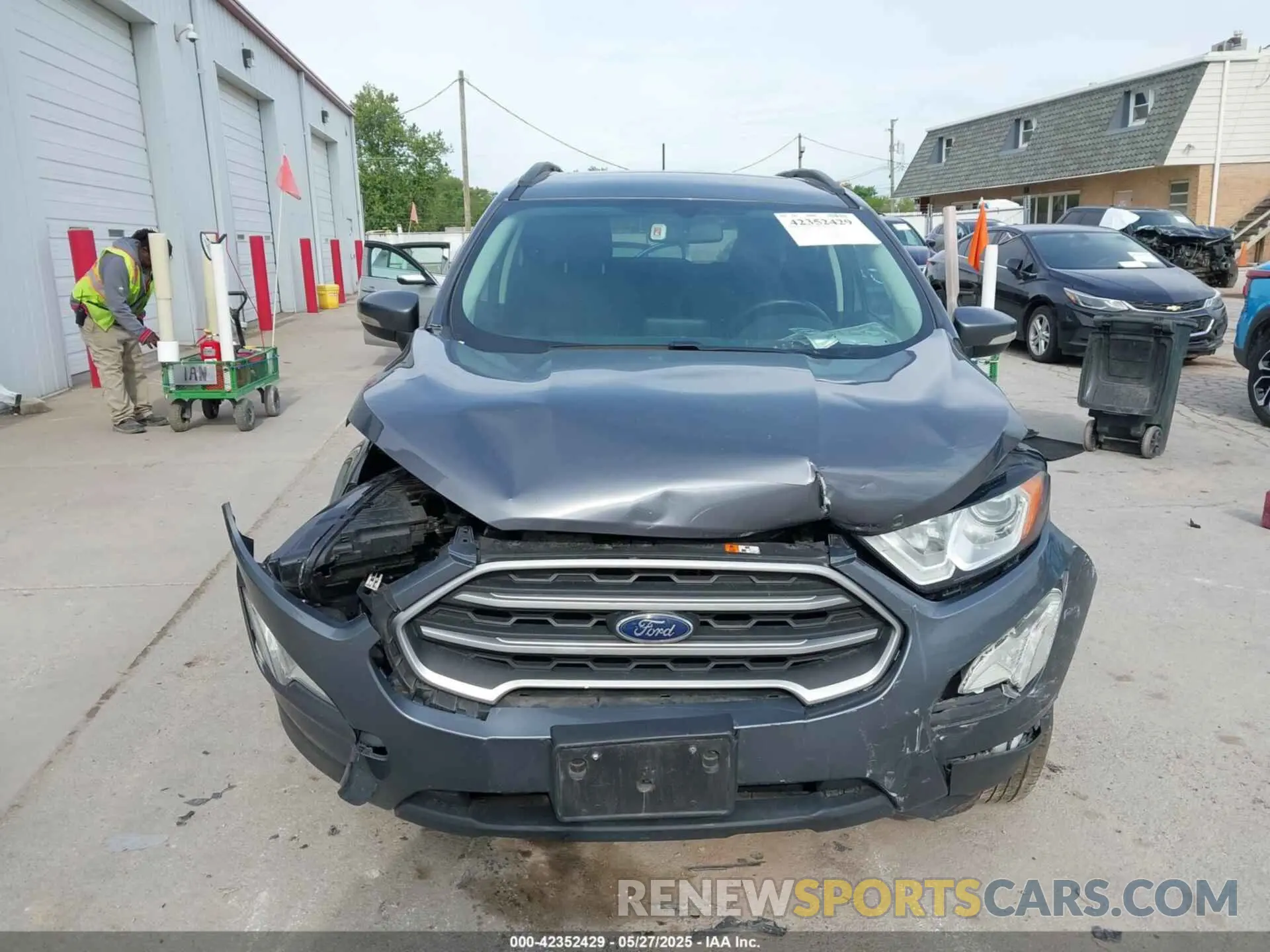 11 fotografías del automóvil dañado MAJ6S3GL7KC305671 FORD ECOSPORT 2019