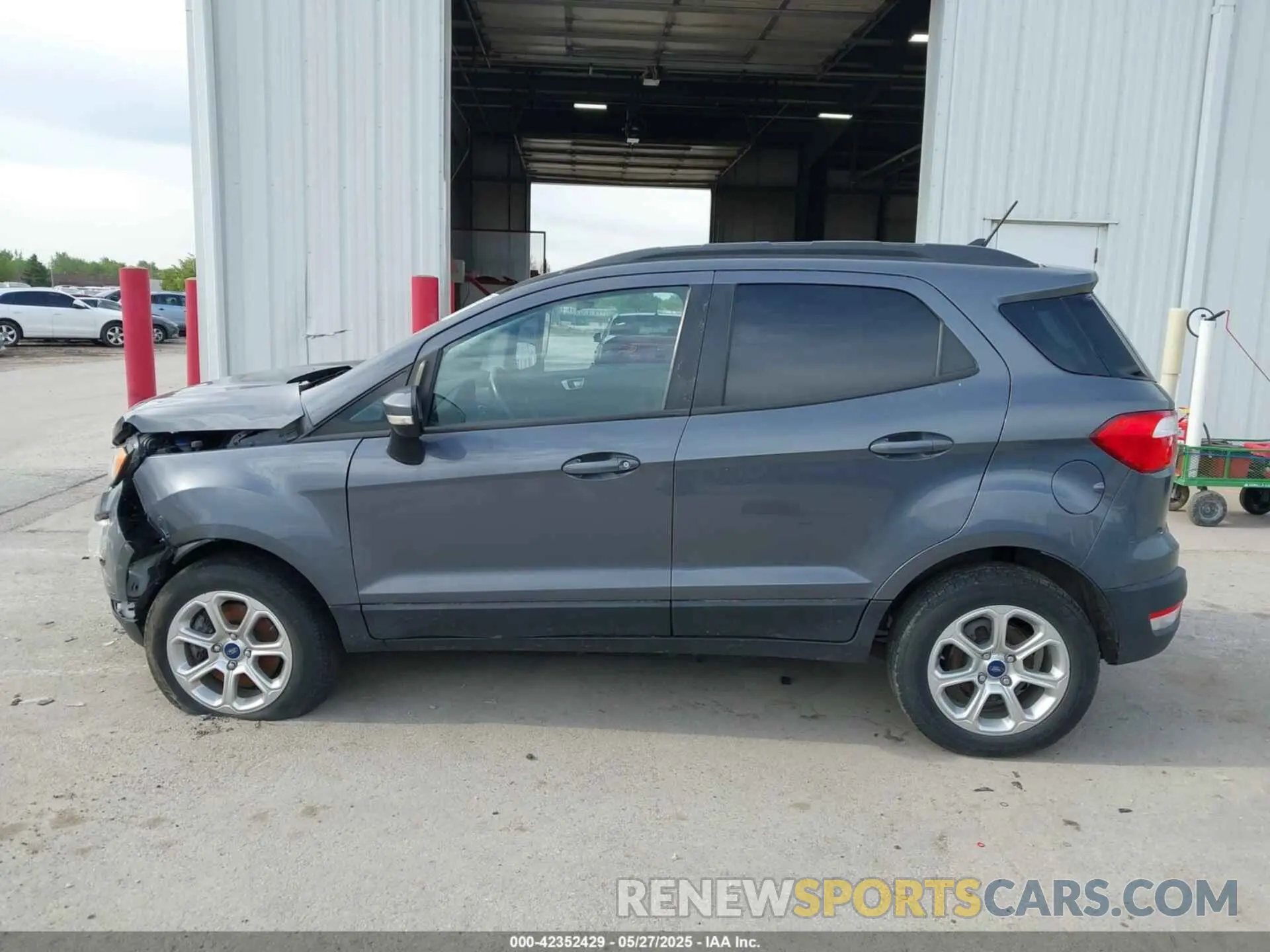13 fotografías del automóvil dañado MAJ6S3GL7KC305671 FORD ECOSPORT 2019
