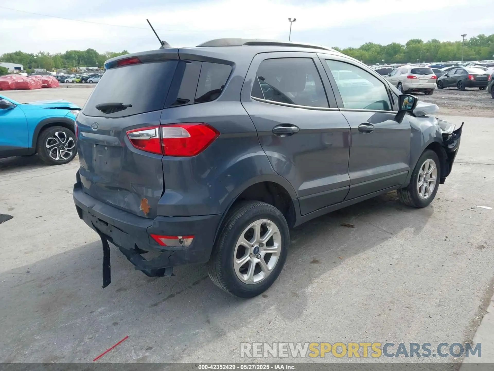 4 fotografías del automóvil dañado MAJ6S3GL7KC305671 FORD ECOSPORT 2019