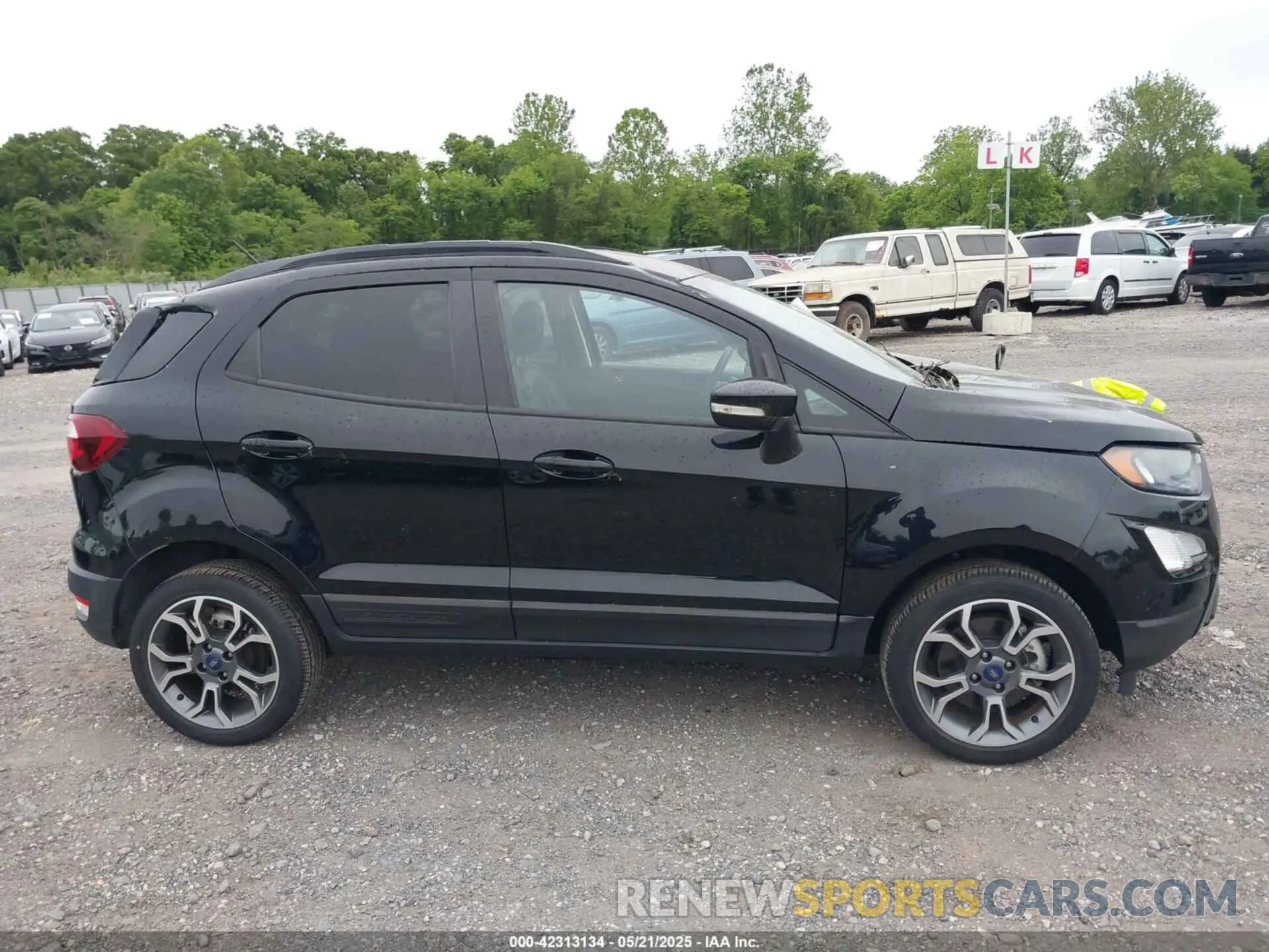 13 fotografías del automóvil dañado MAJ6S3JL8KC252584 FORD ECOSPORT 2019
