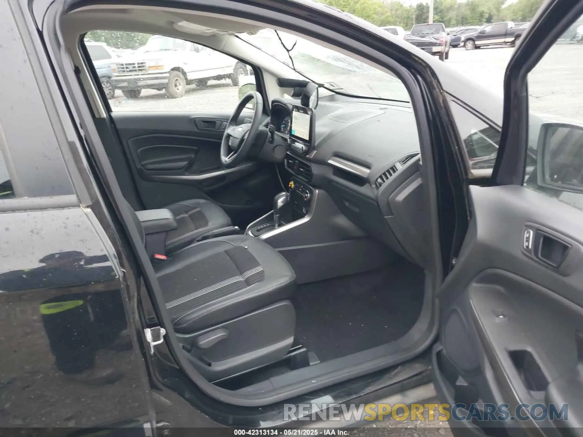 5 fotografías del automóvil dañado MAJ6S3JL8KC252584 FORD ECOSPORT 2019