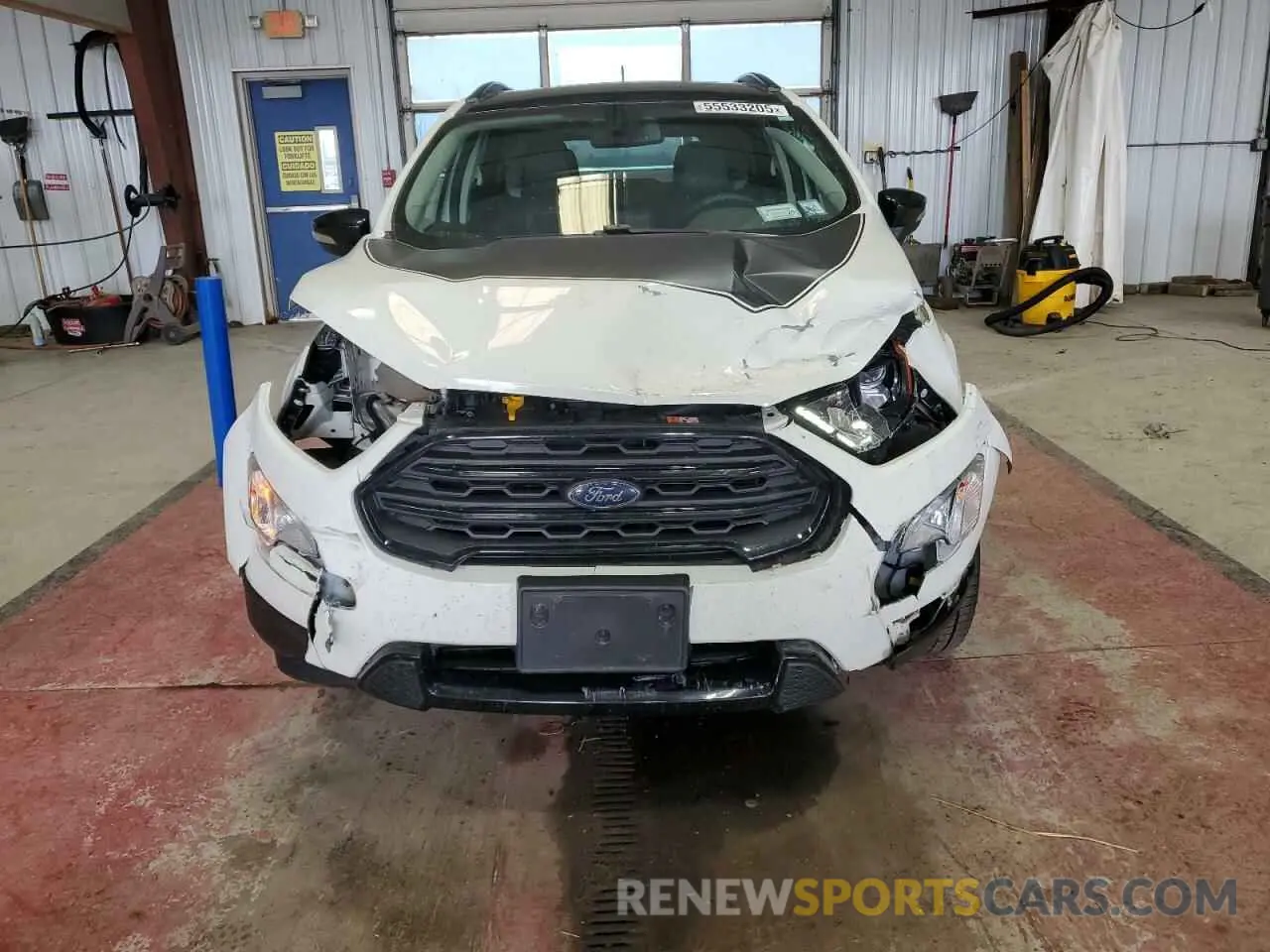 5 fotografías del automóvil dañado MAJ6S3JL9KC295525 FORD ECOSPORT 2019