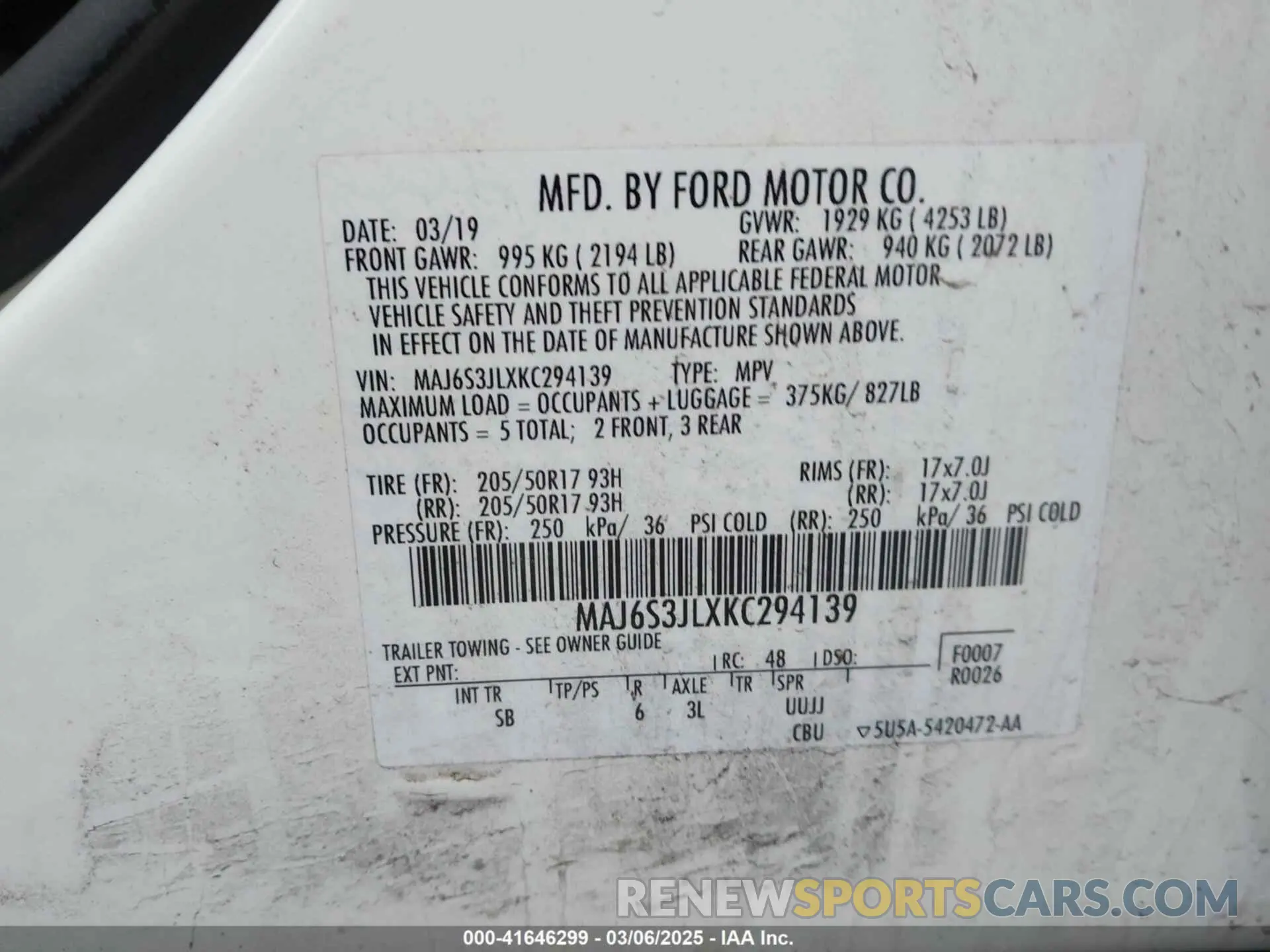 9 fotografías del automóvil dañado MAJ6S3JLXKC294139 FORD ECOSPORT 2019
