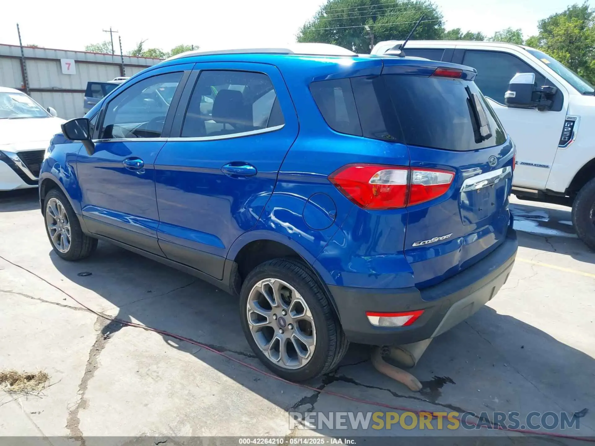 3 fotografías del automóvil dañado MAJ6S3KL0KC260936 FORD ECOSPORT 2019