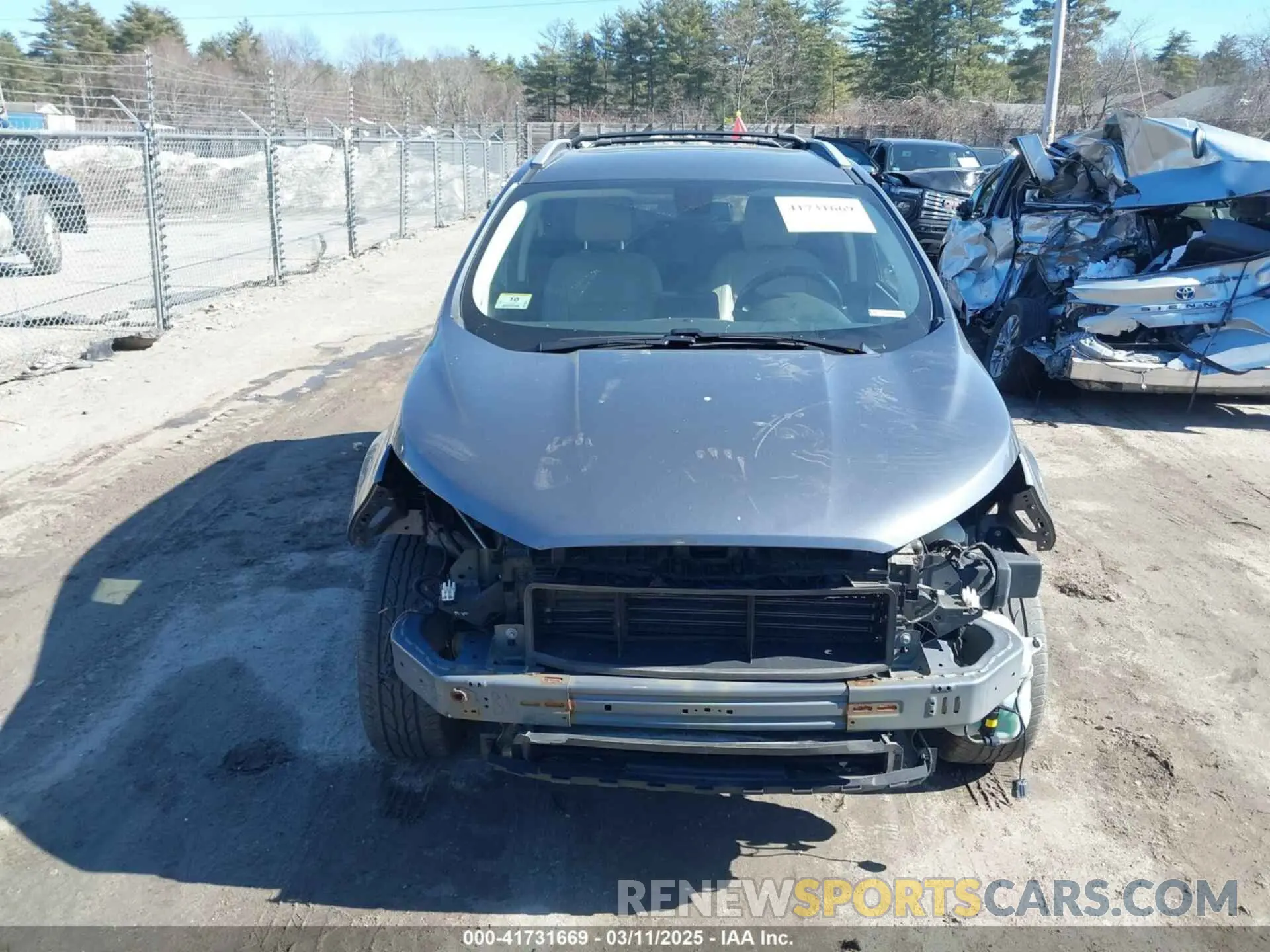12 fotografías del automóvil dañado MAJ6S3KL0KC296626 FORD ECOSPORT 2019