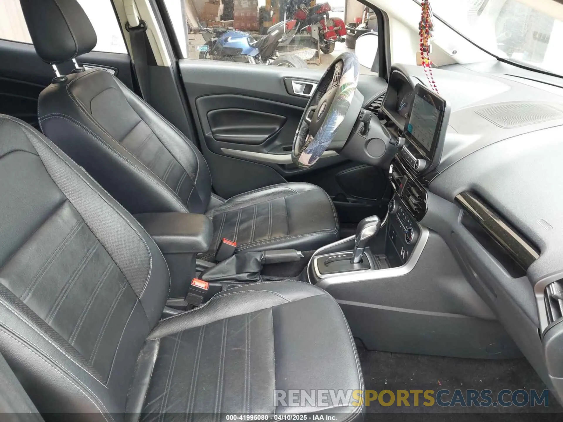 5 fotografías del automóvil dañado MAJ6S3KL8KC281579 FORD ECOSPORT 2019