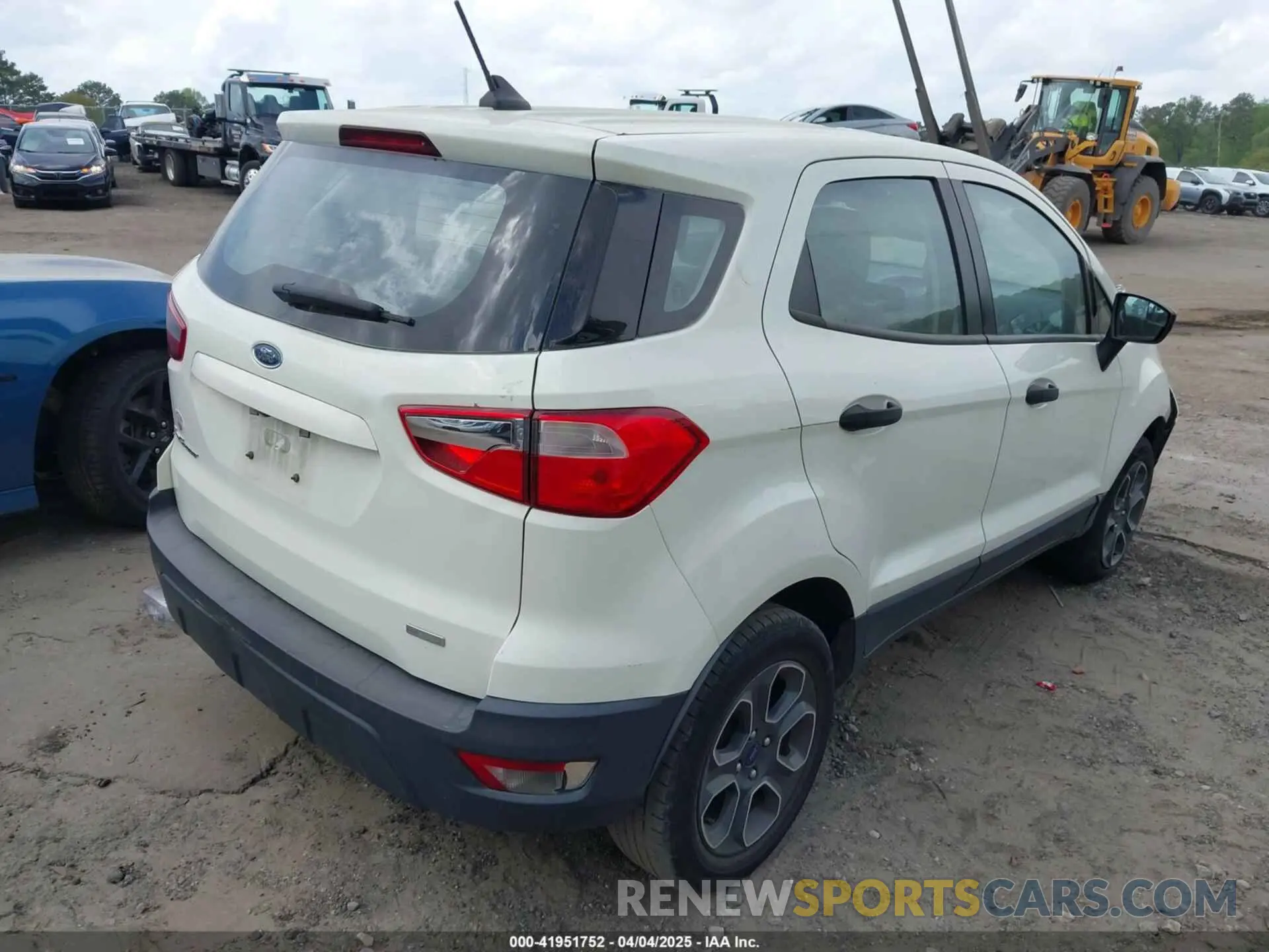 4 fotografías del automóvil dañado MAJ3S2FE0LC366183 FORD ECOSPORT 2020