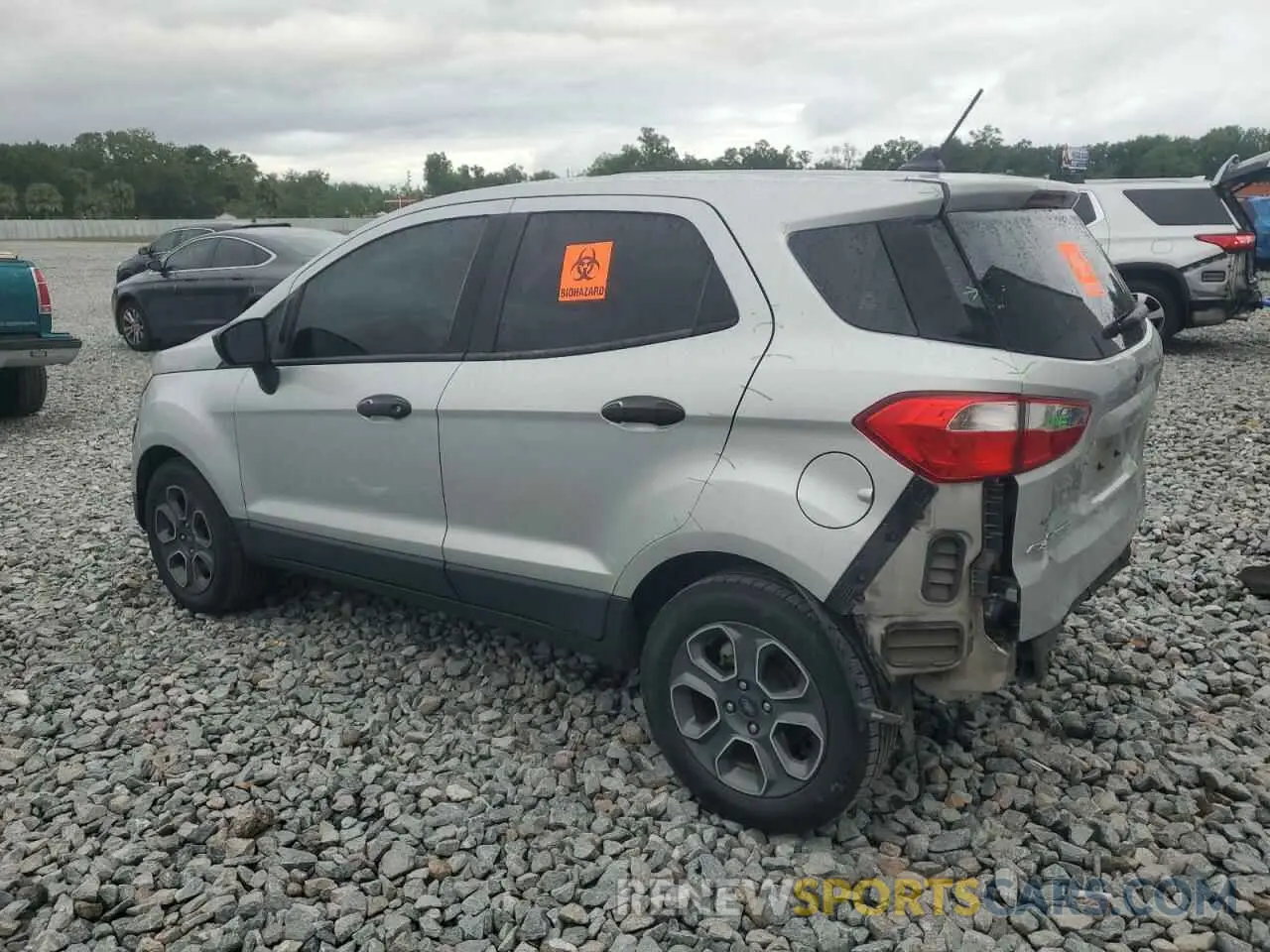 2 fotografías del automóvil dañado MAJ3S2FE1LC326002 FORD ECOSPORT 2020