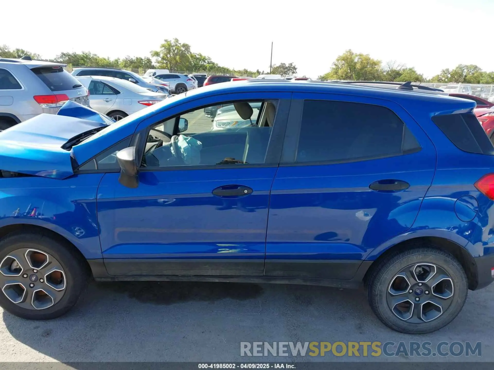 14 fotografías del automóvil dañado MAJ3S2FE1LC363065 FORD ECOSPORT 2020