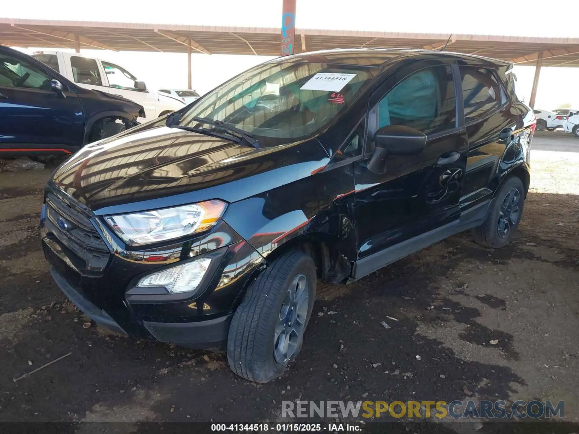 2 fotografías del automóvil dañado MAJ3S2FE3LC377288 FORD ECOSPORT 2020