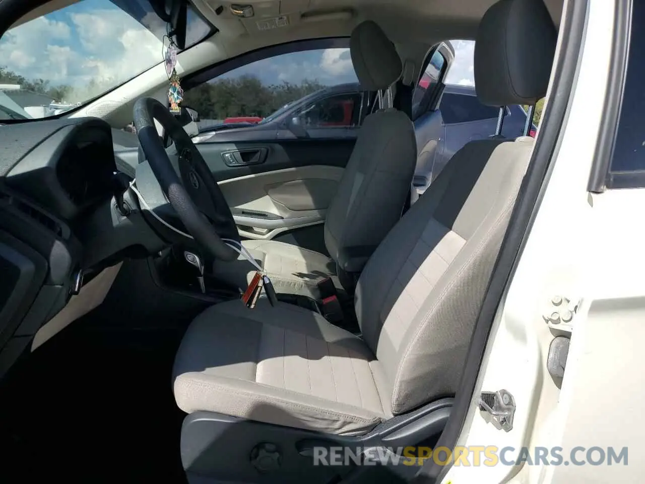 7 fotografías del automóvil dañado MAJ3S2FE9LC378459 FORD ECOSPORT 2020