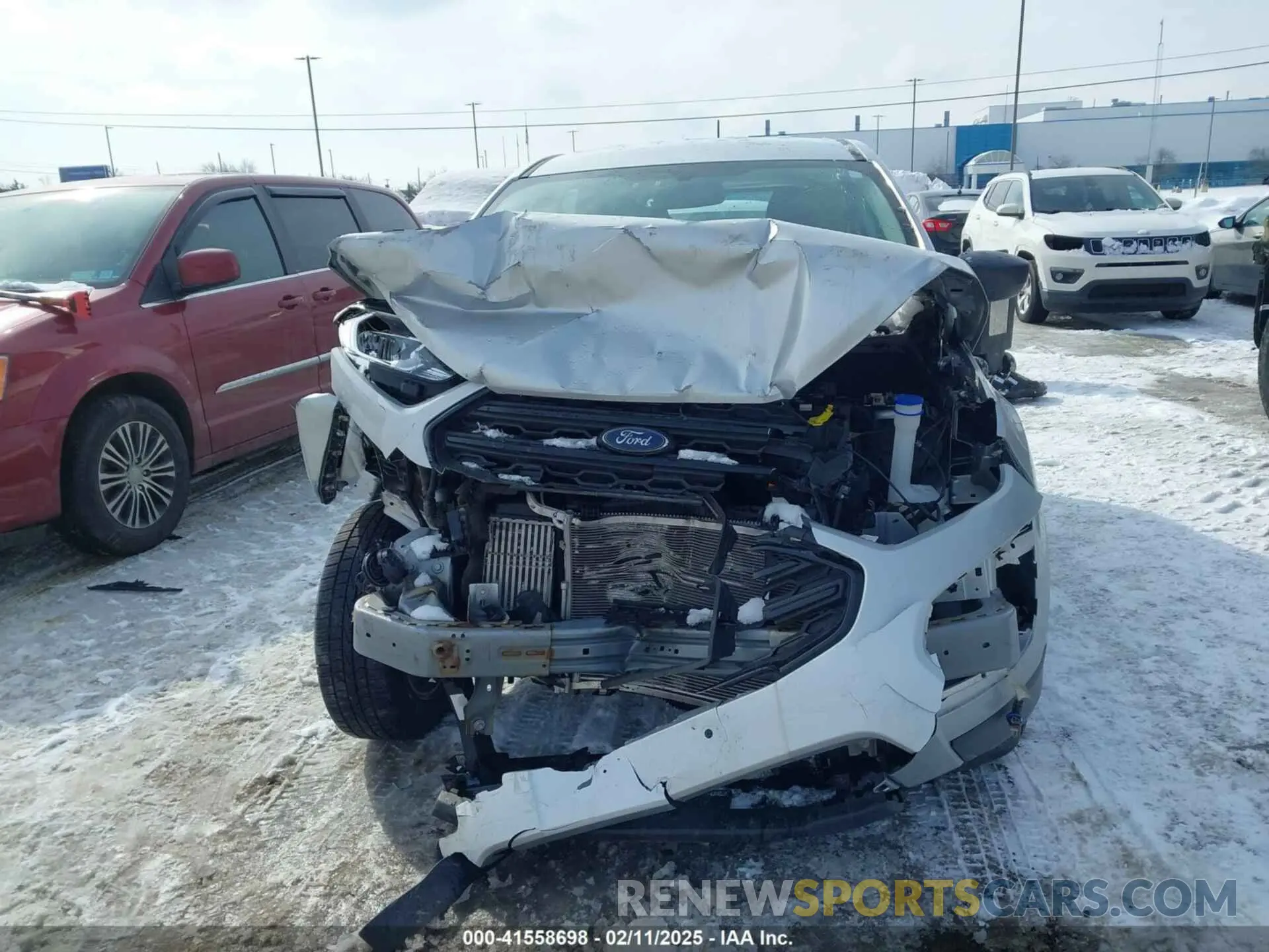 12 fotografías del automóvil dañado MAJ3S2FEXLC367468 FORD ECOSPORT 2020