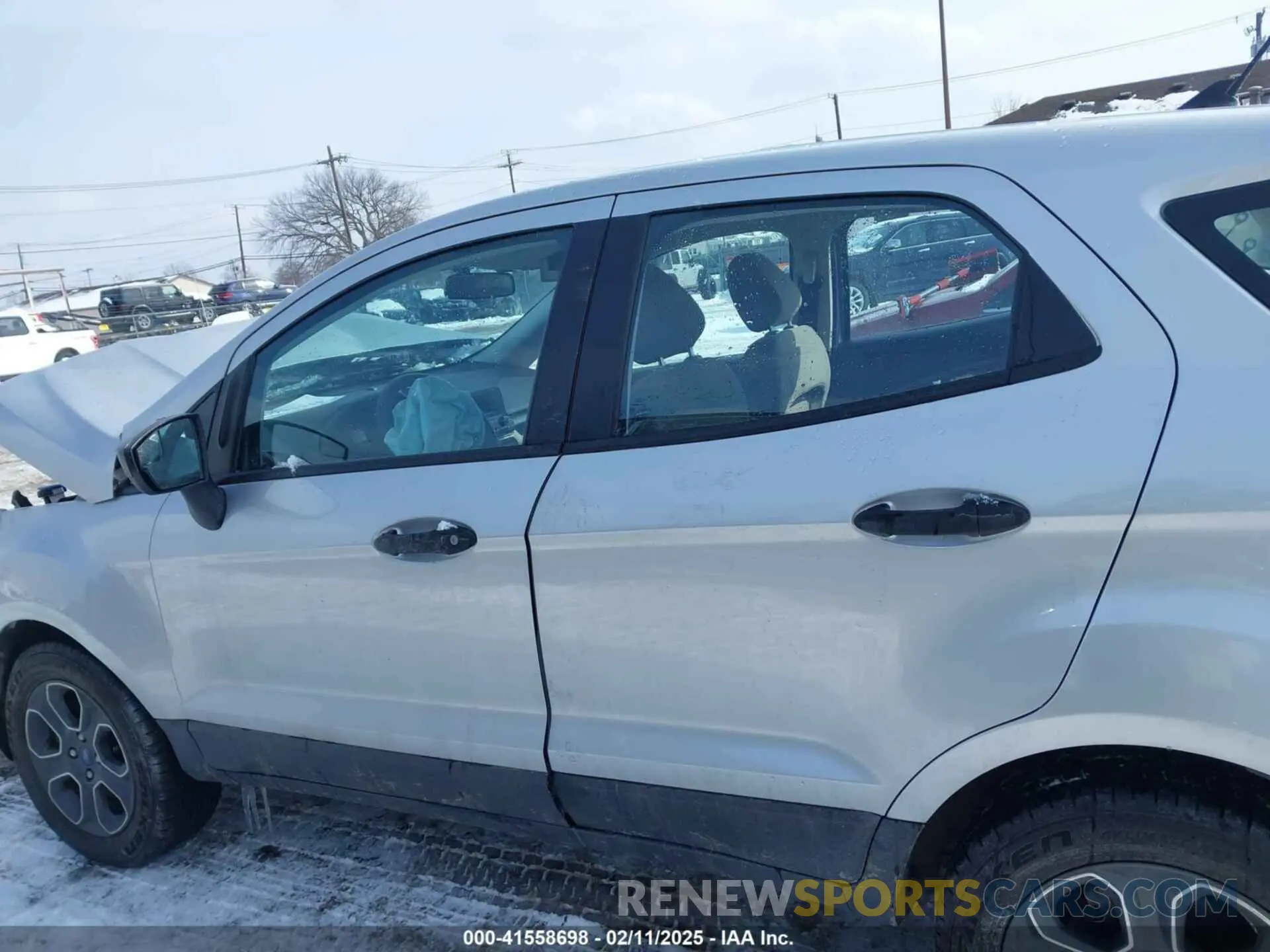 14 fotografías del automóvil dañado MAJ3S2FEXLC367468 FORD ECOSPORT 2020
