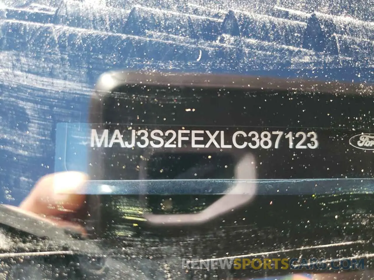 13 fotografías del automóvil dañado MAJ3S2FEXLC387123 FORD ECOSPORT 2020