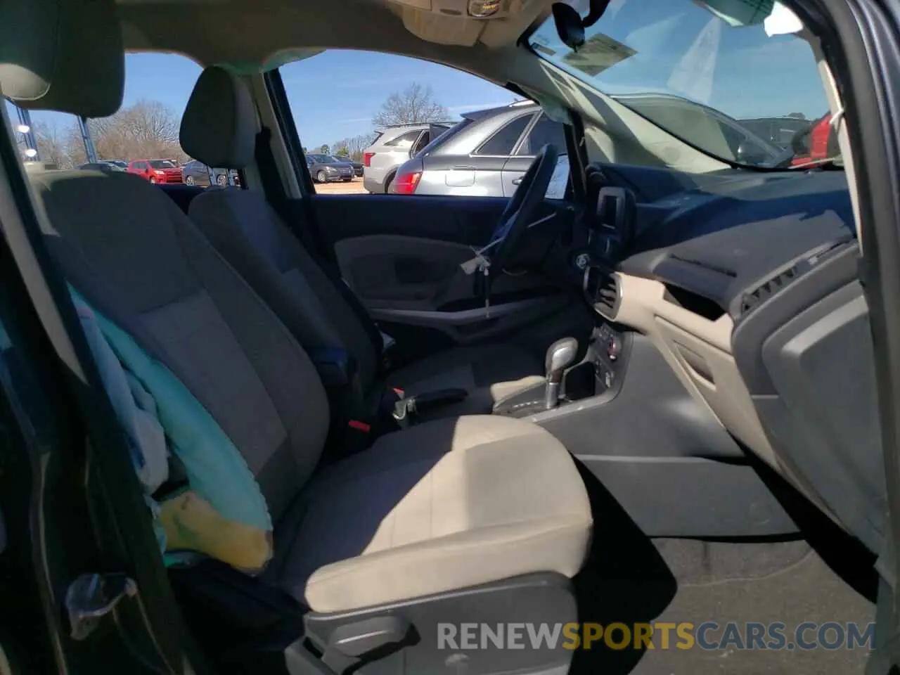 7 fotografías del automóvil dañado MAJ3S2FEXLC387123 FORD ECOSPORT 2020