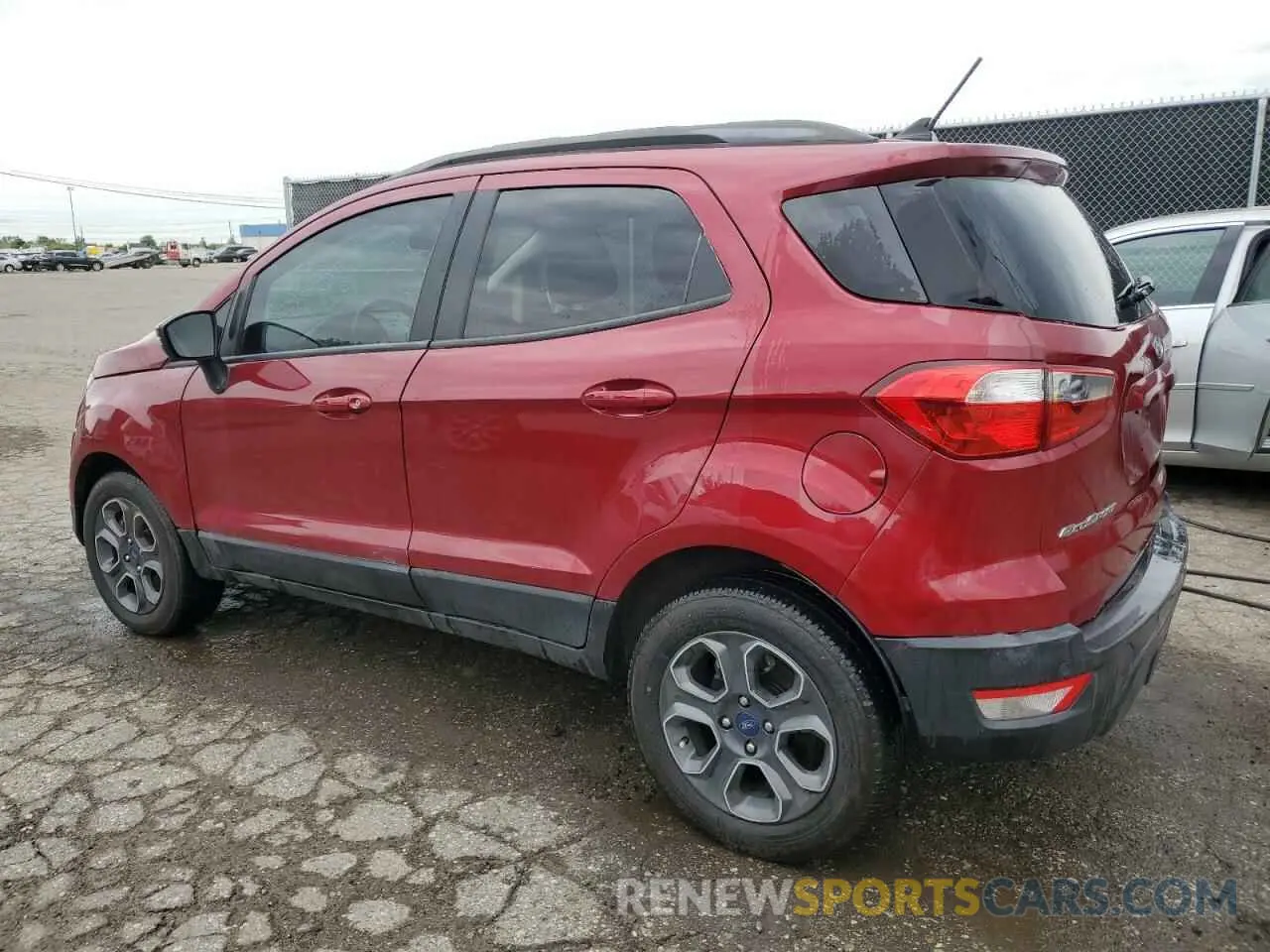 2 fotografías del automóvil dañado MAJ3S2GE0LC321002 FORD ECOSPORT 2020
